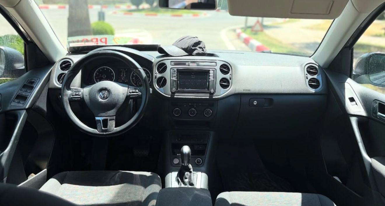 Volkswagen Tiguan Limited - photo 4