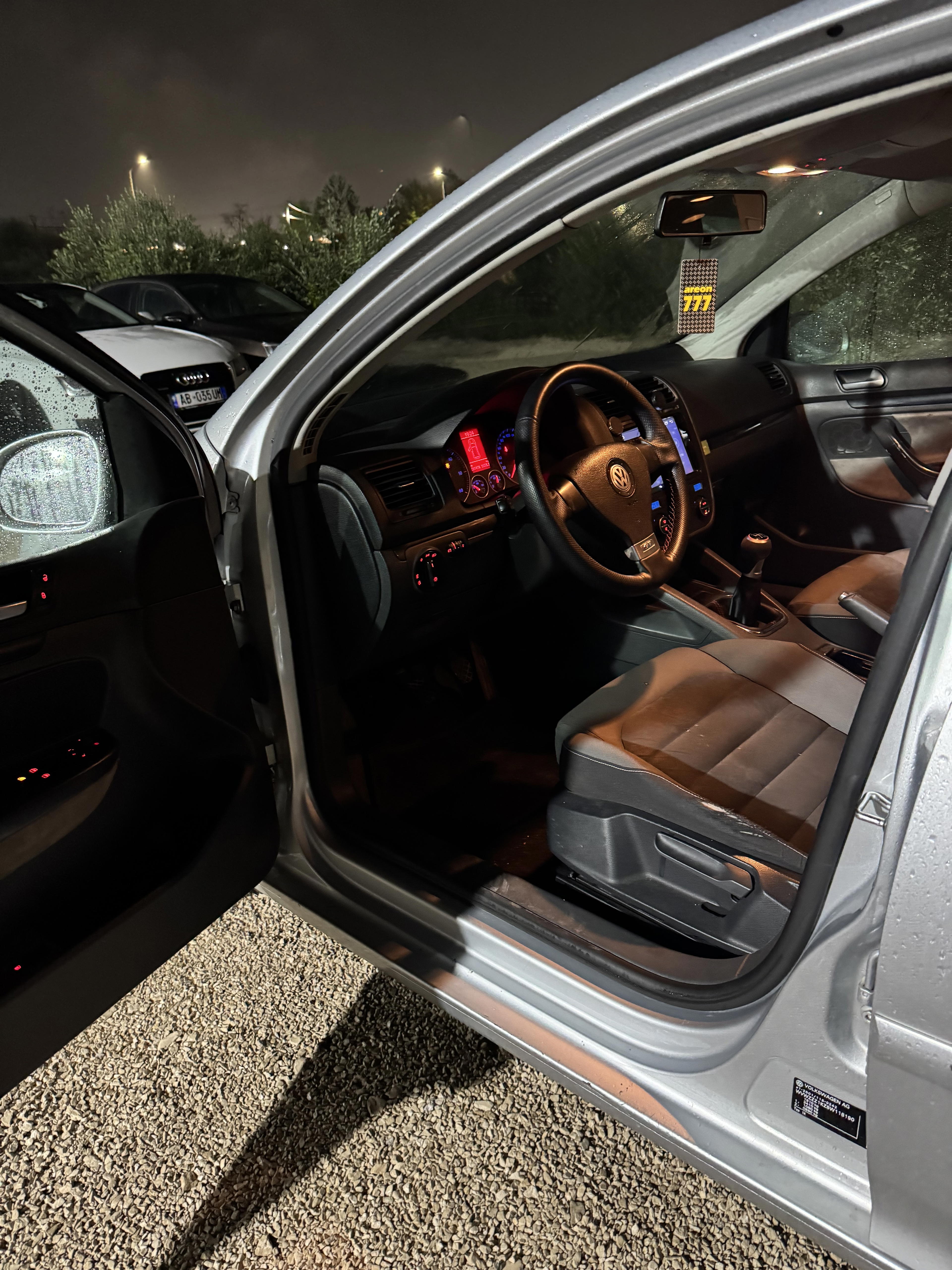 Volkswagen Golf - photo 3