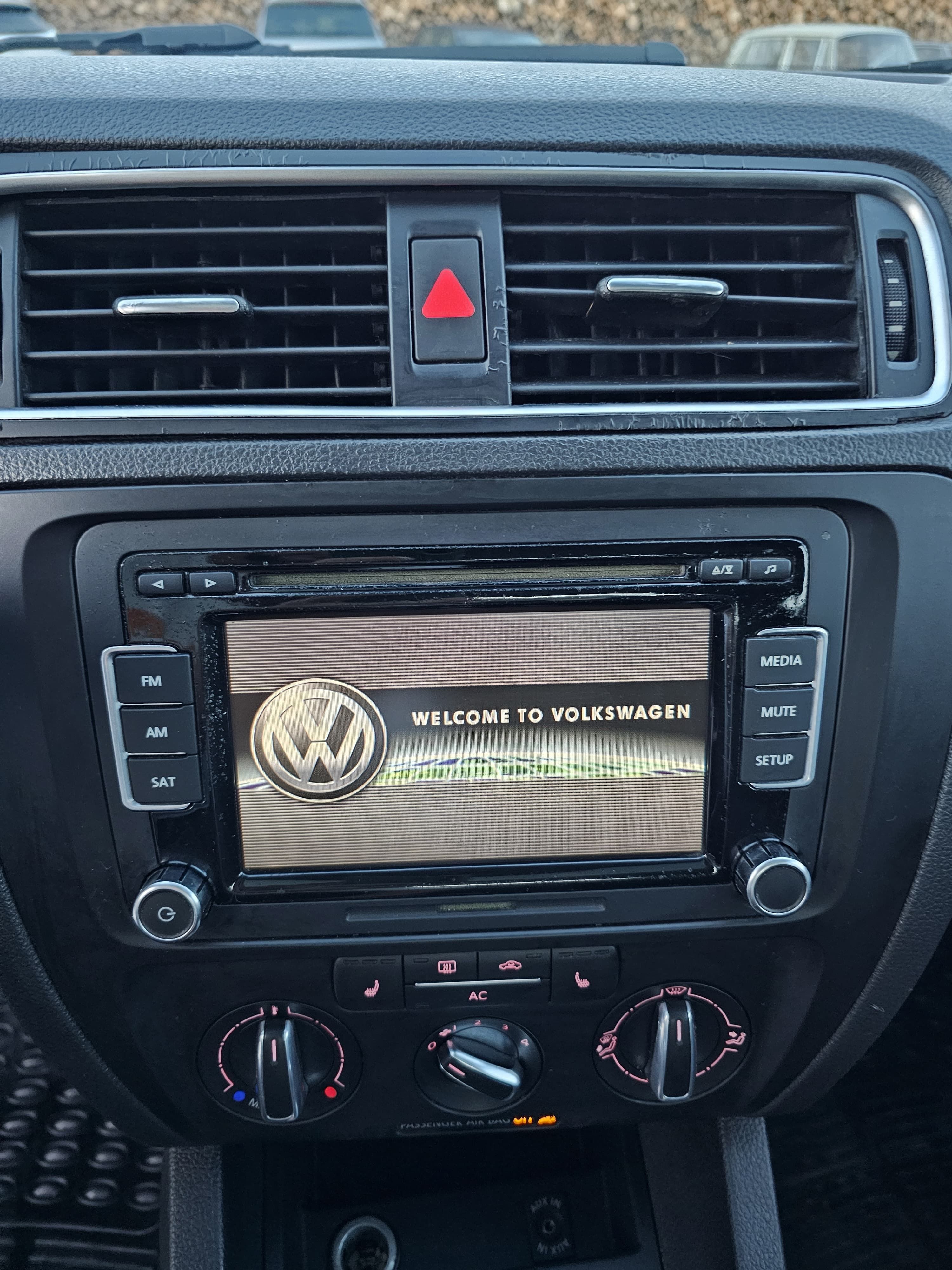 Volkswagen Jetta - photo 3