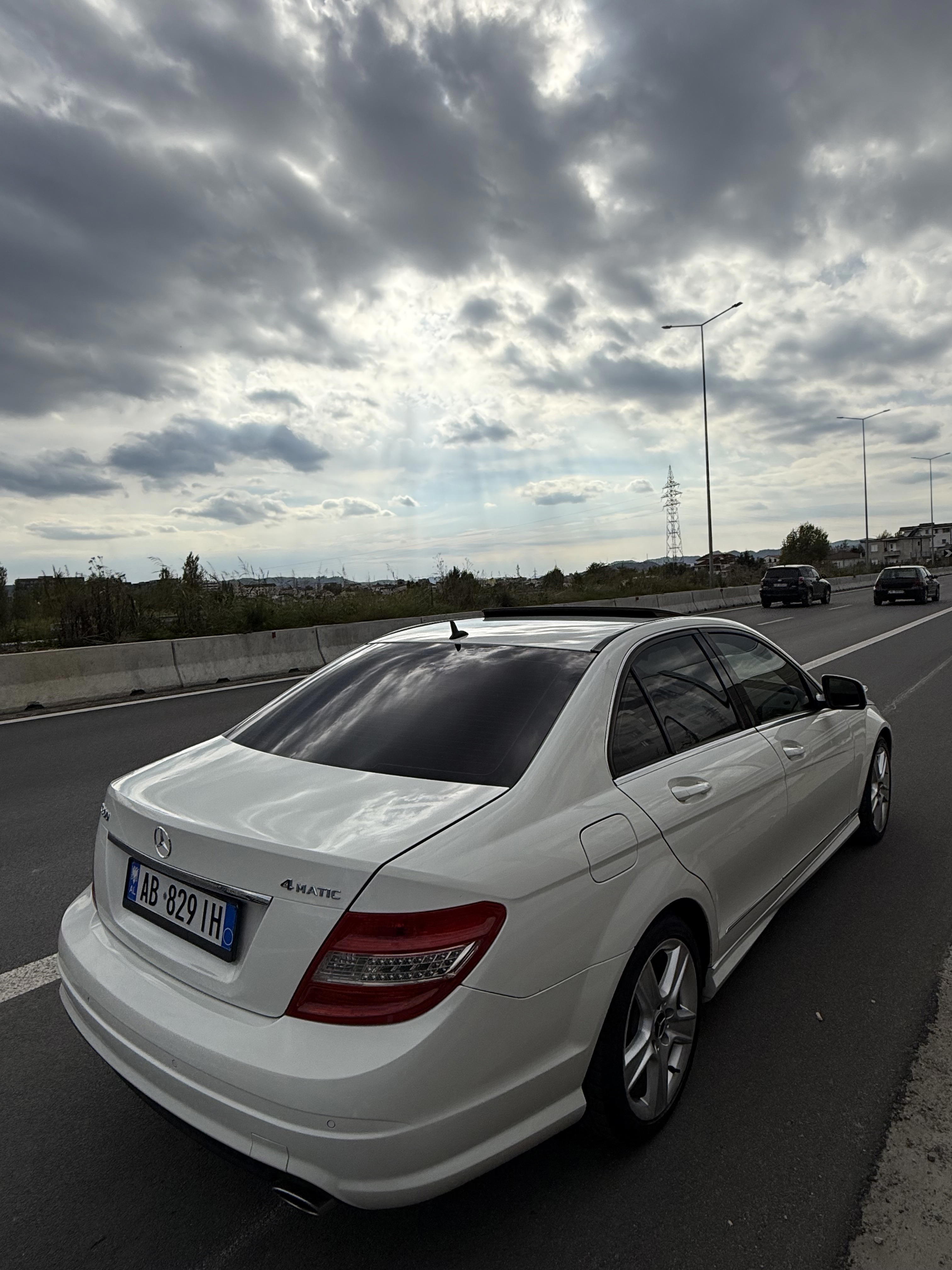 Mercedes-Benz C-Class - photo 3