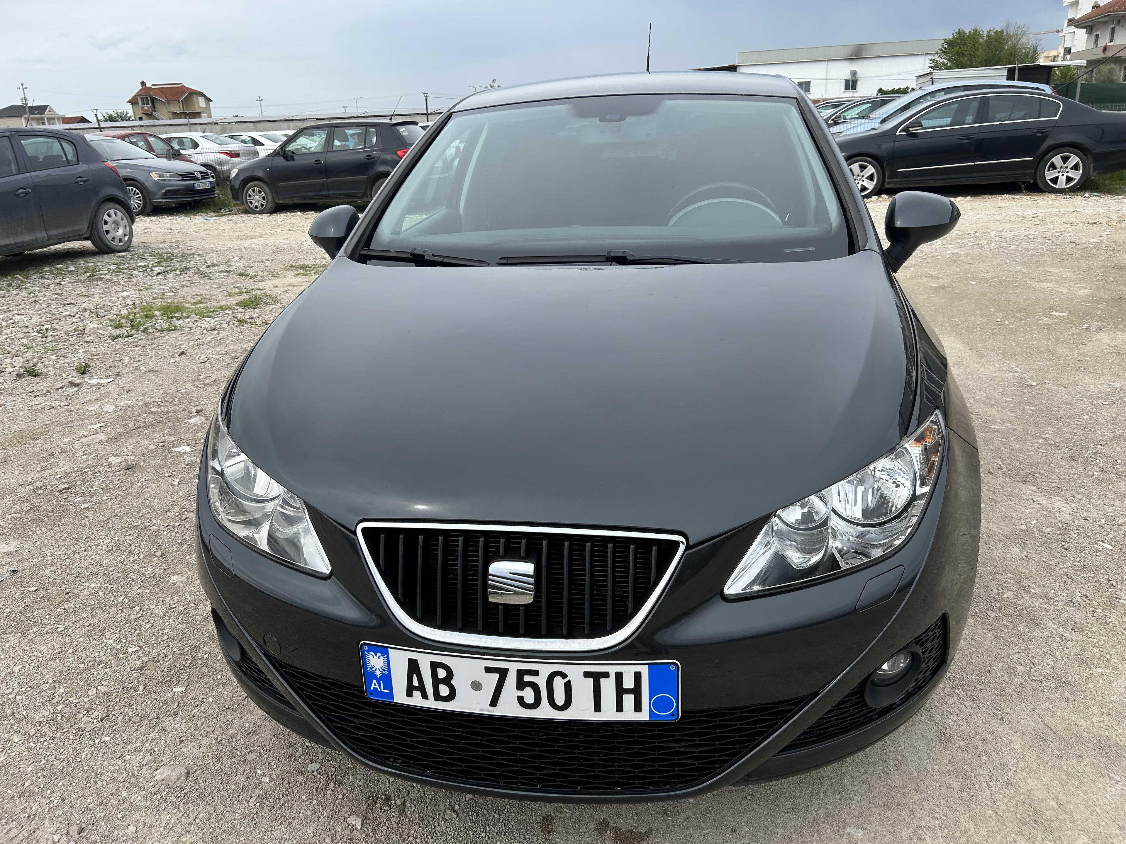 Seat Ibiza - main photo