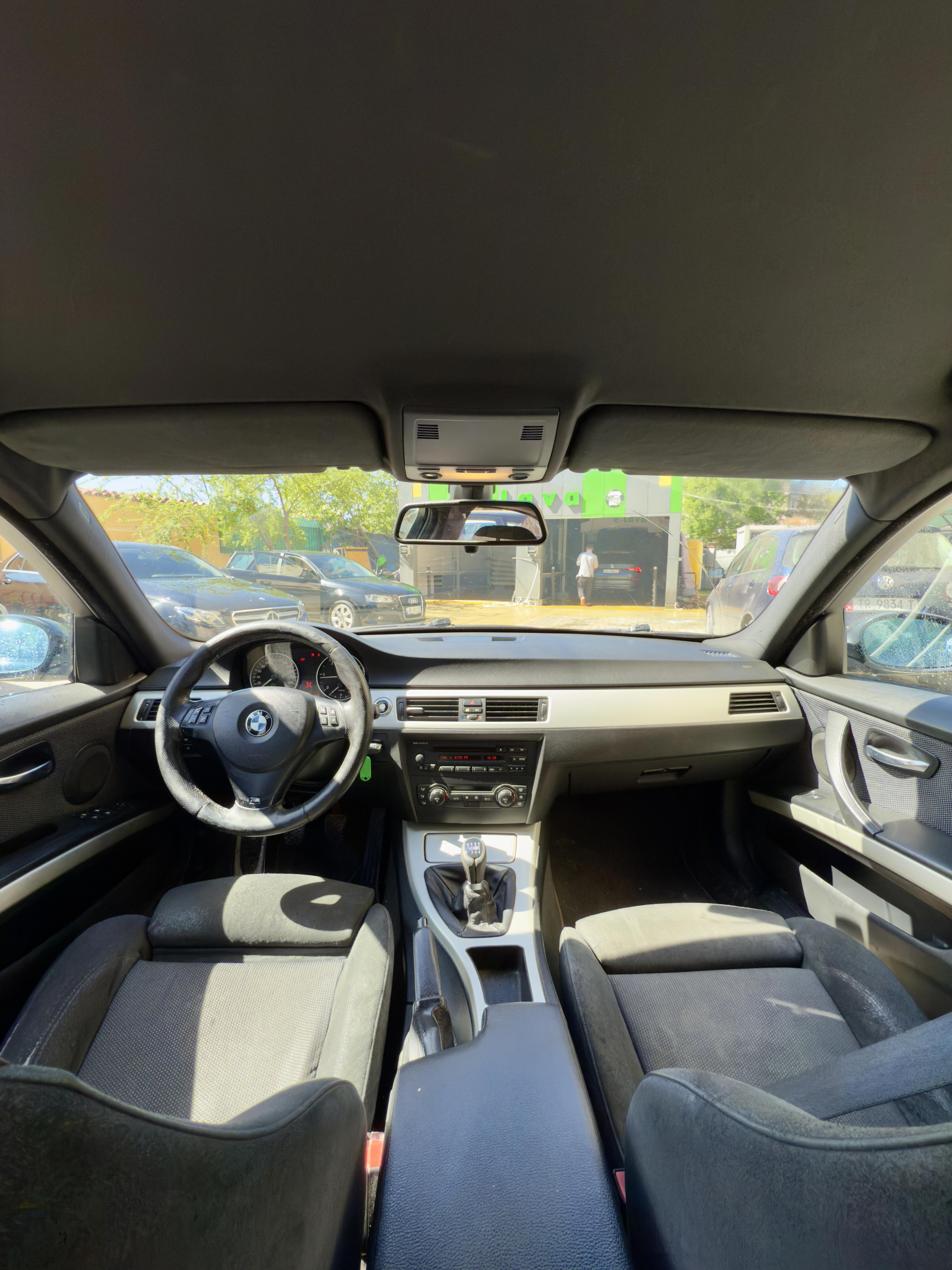 BMW 5 Series - photo 3