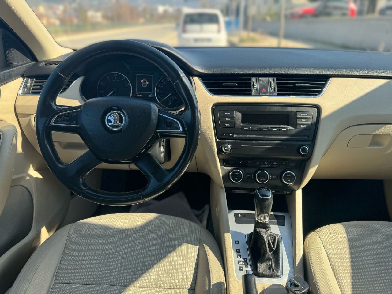 Skoda Octavia - photo 4