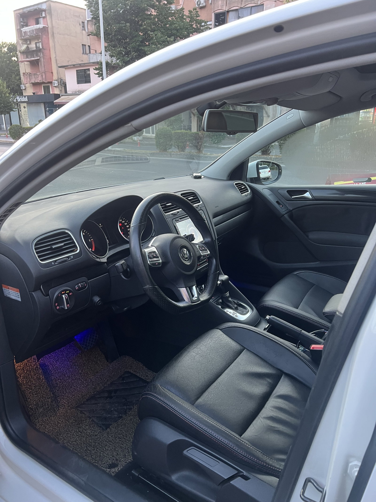 Volkswagen Golf - photo 4