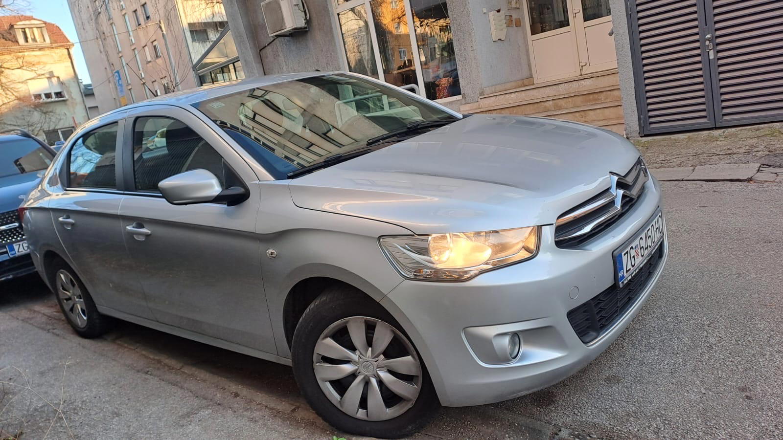 Citroen Other - side view