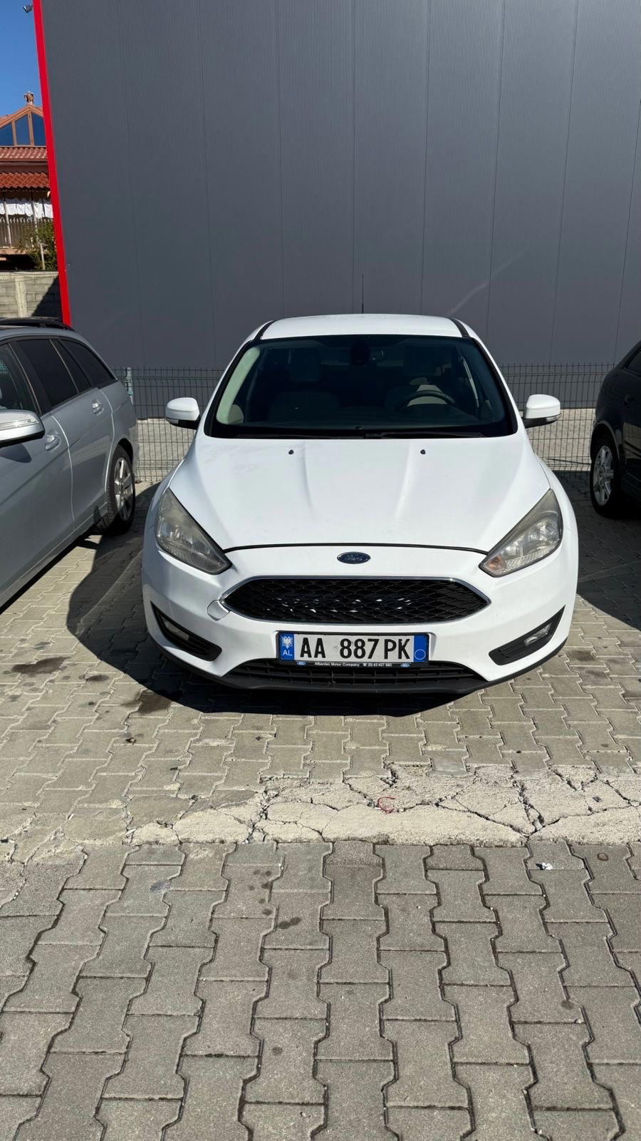 Ford Focus RentX Albania