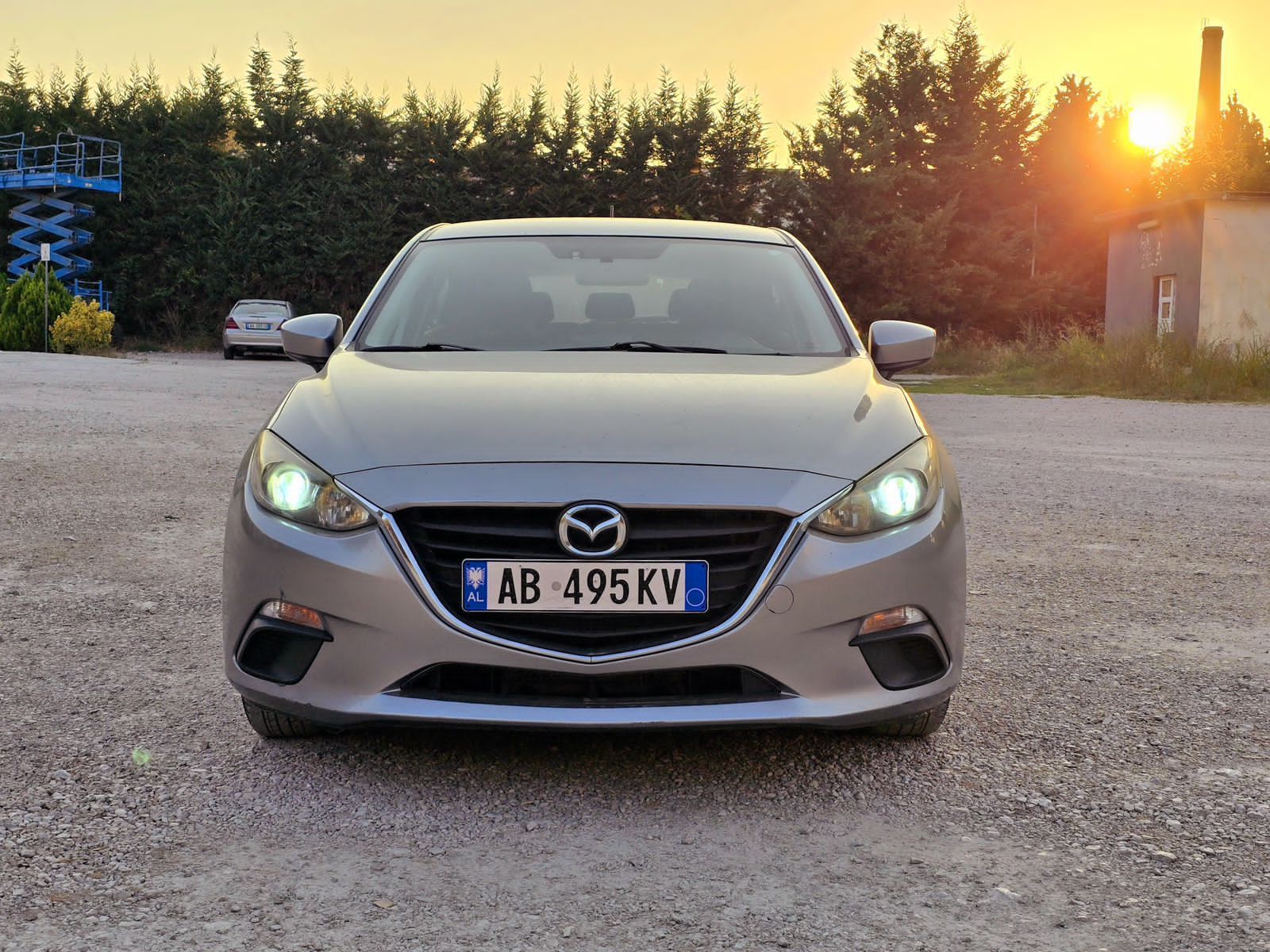 MAZDA MAZDA3 - main photo