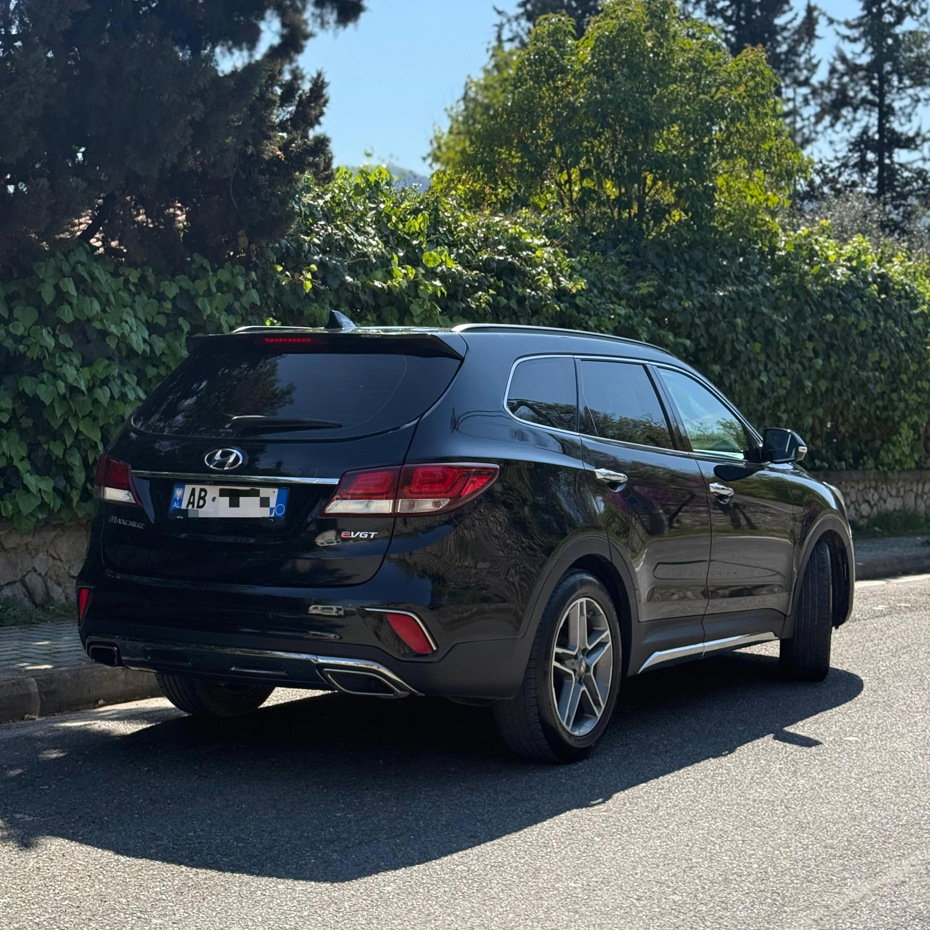 Hyundai Santa Fe XL - photo 3