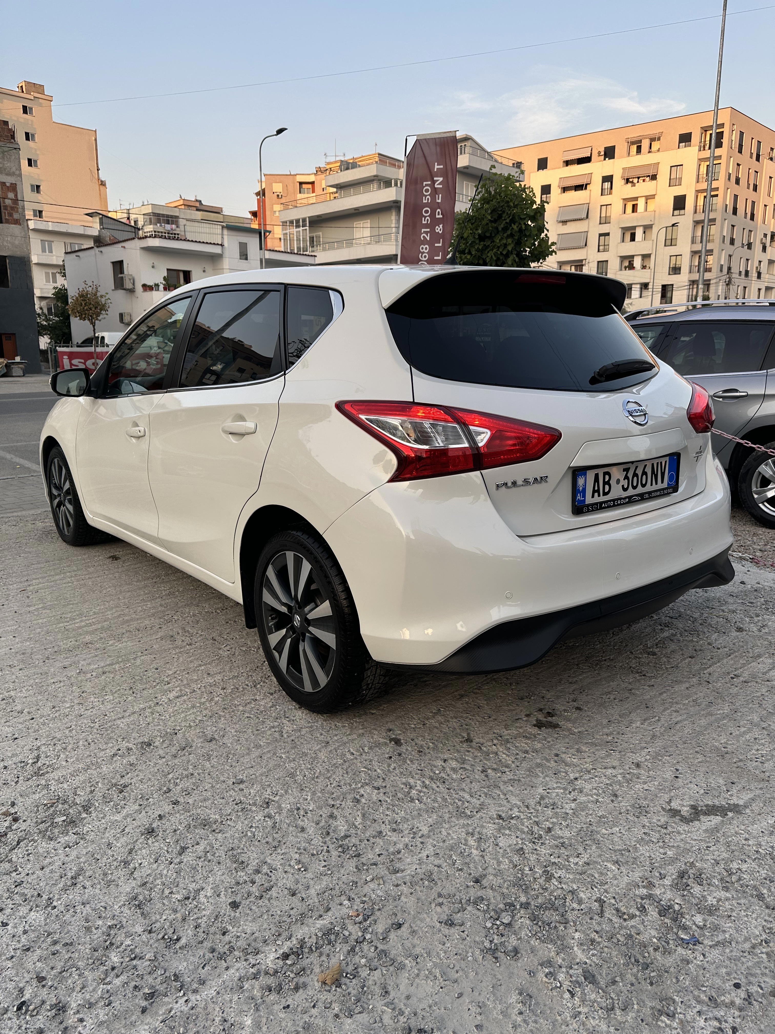 Nissan Micra - photo 4