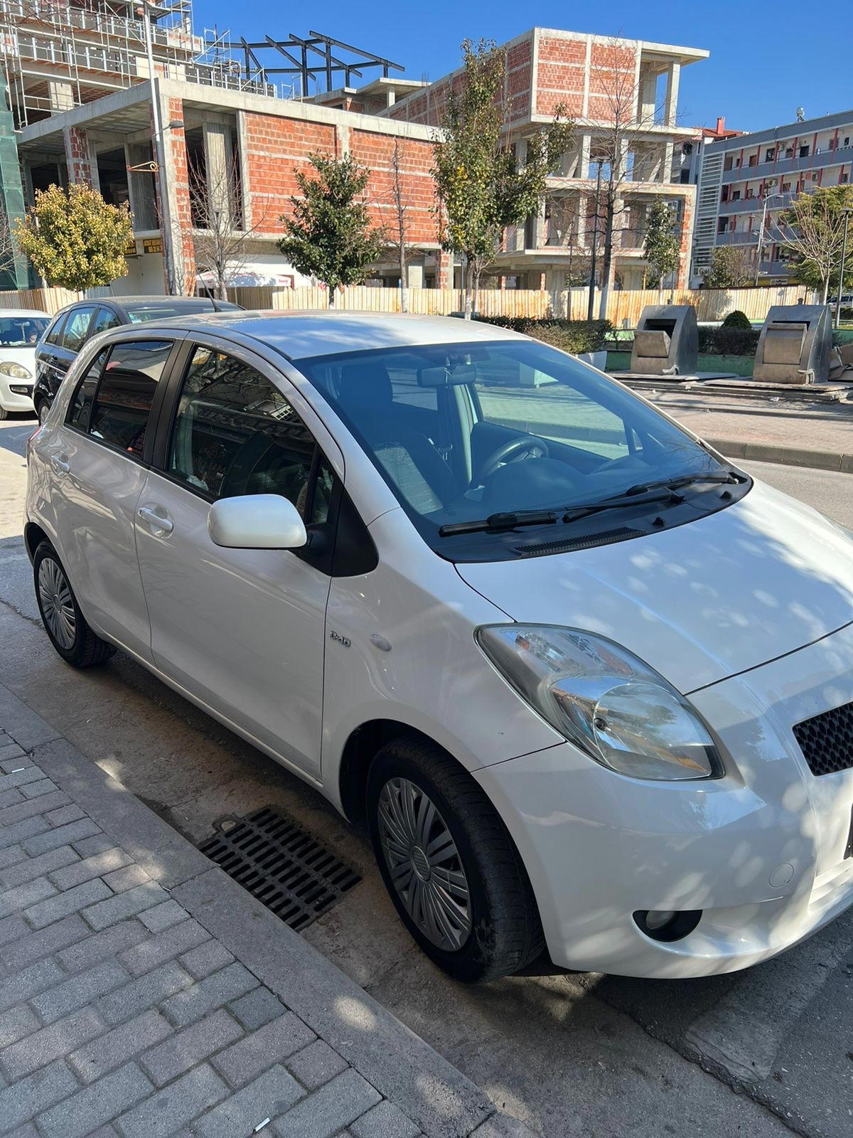 Toyota Yaris - photo 4
