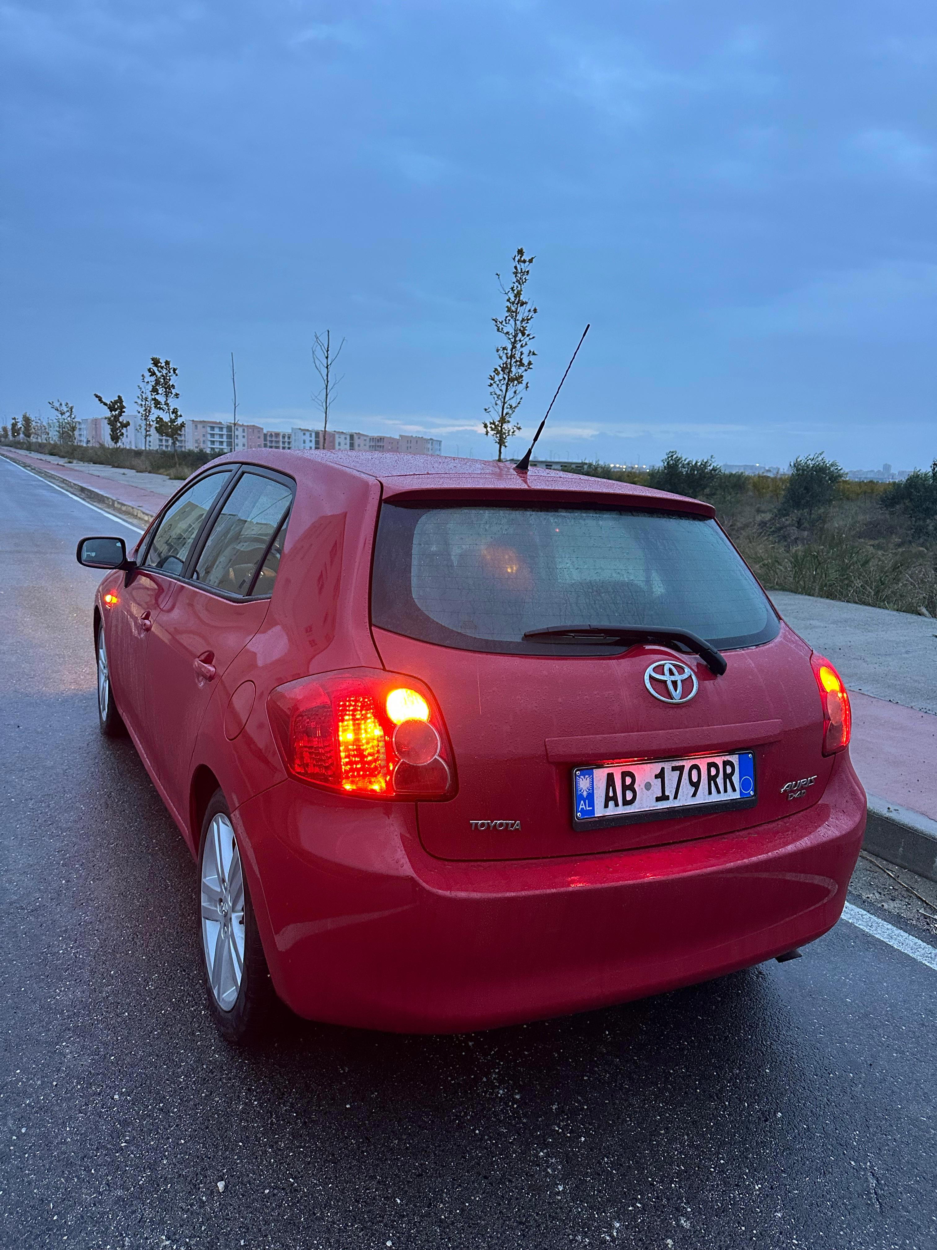 Toyota Auris - photo 4