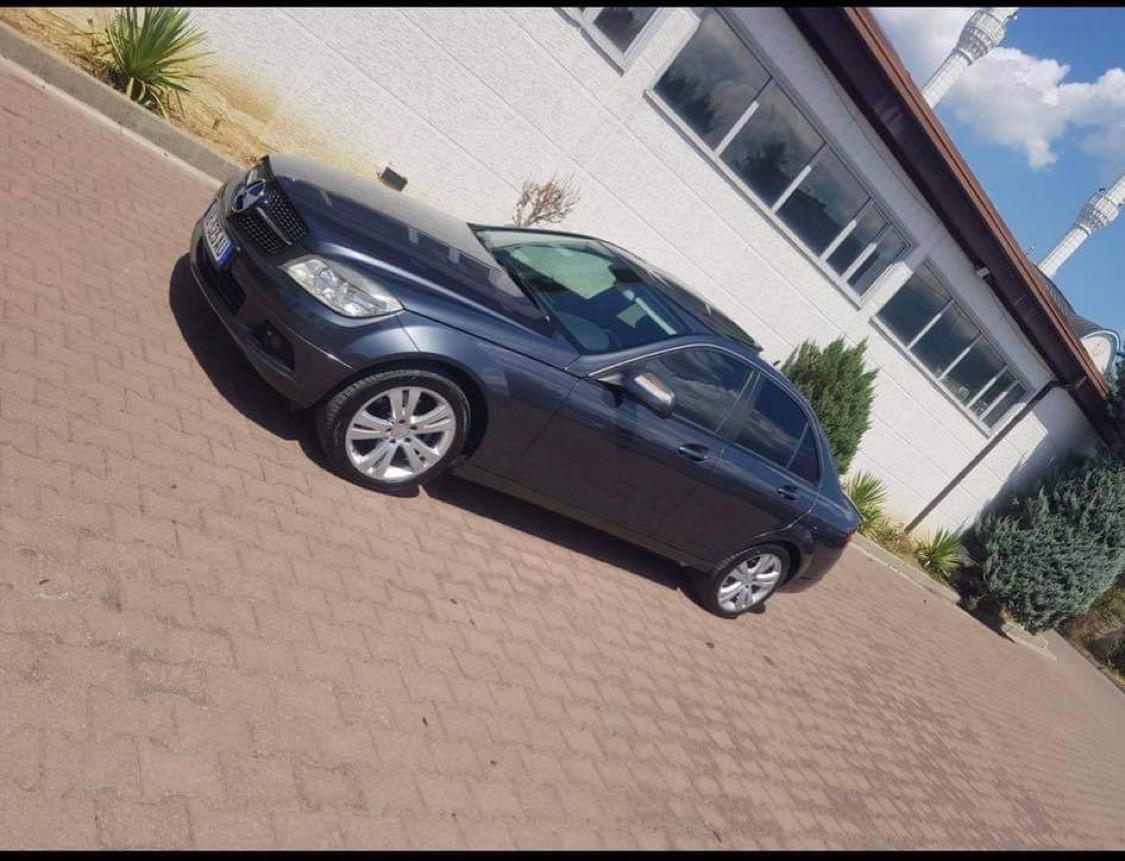 Mercedes-Benz C-Class - photo 3