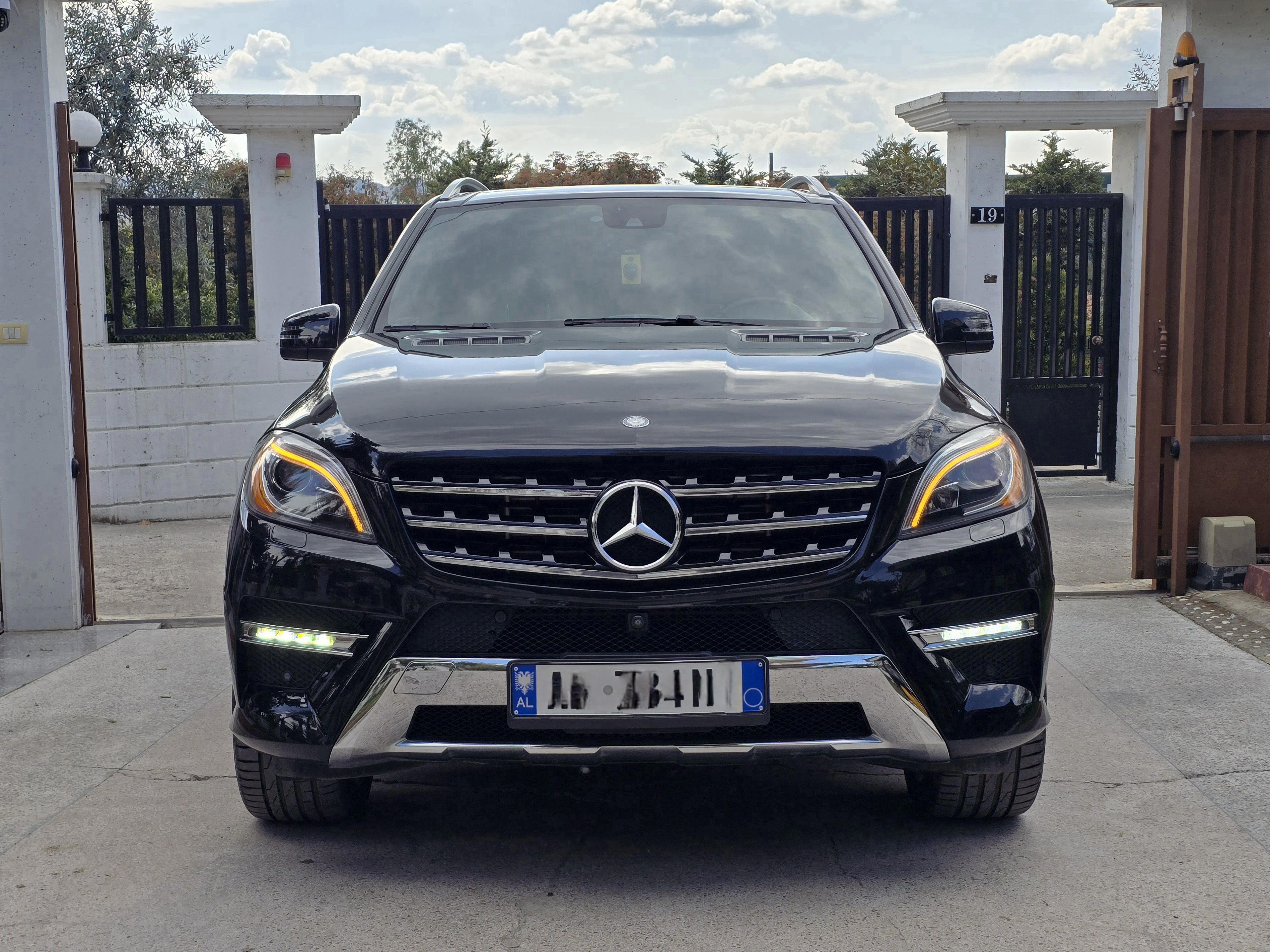Mercedes-Benz ML Class RentX Albania