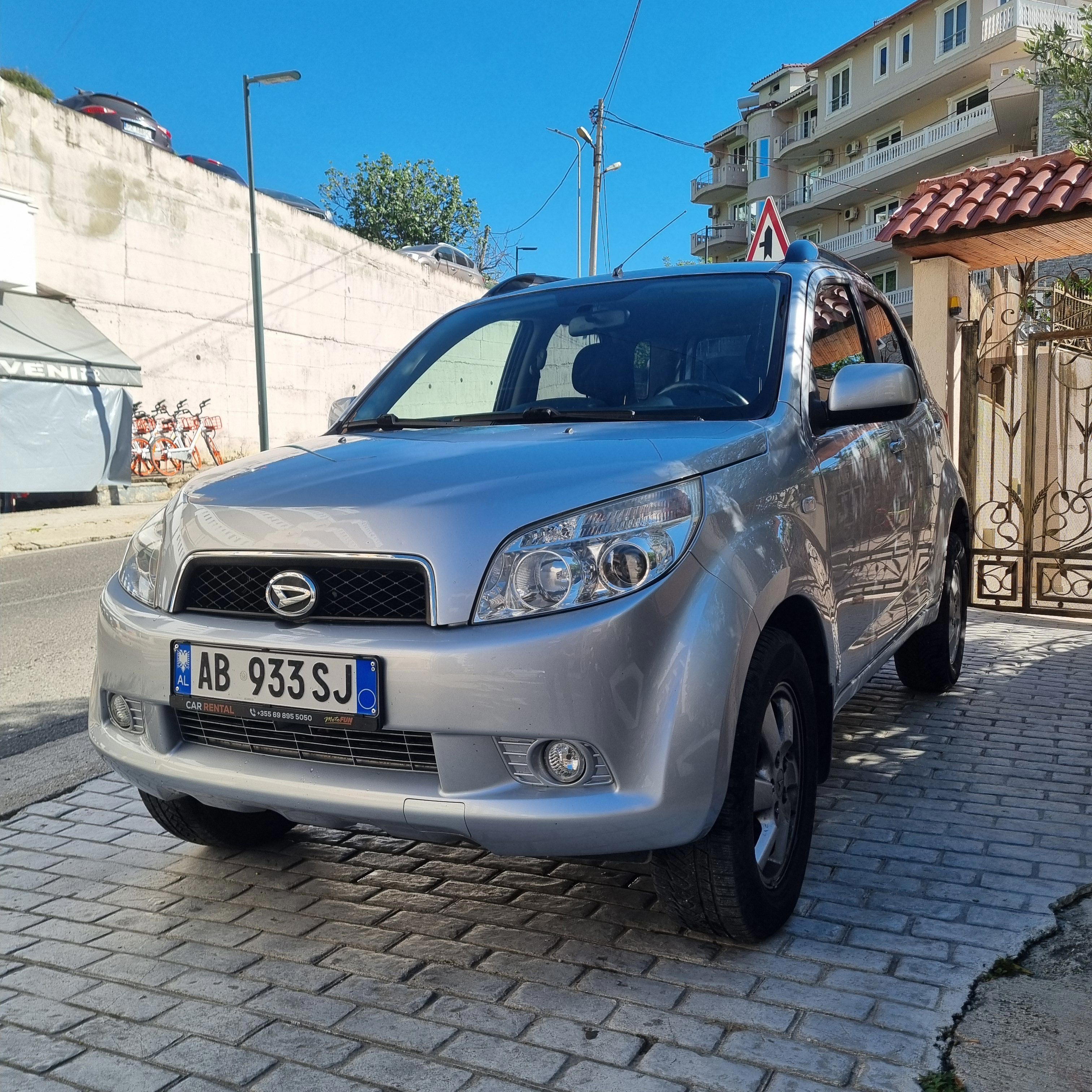 Daihatsu Rocky - photo 4