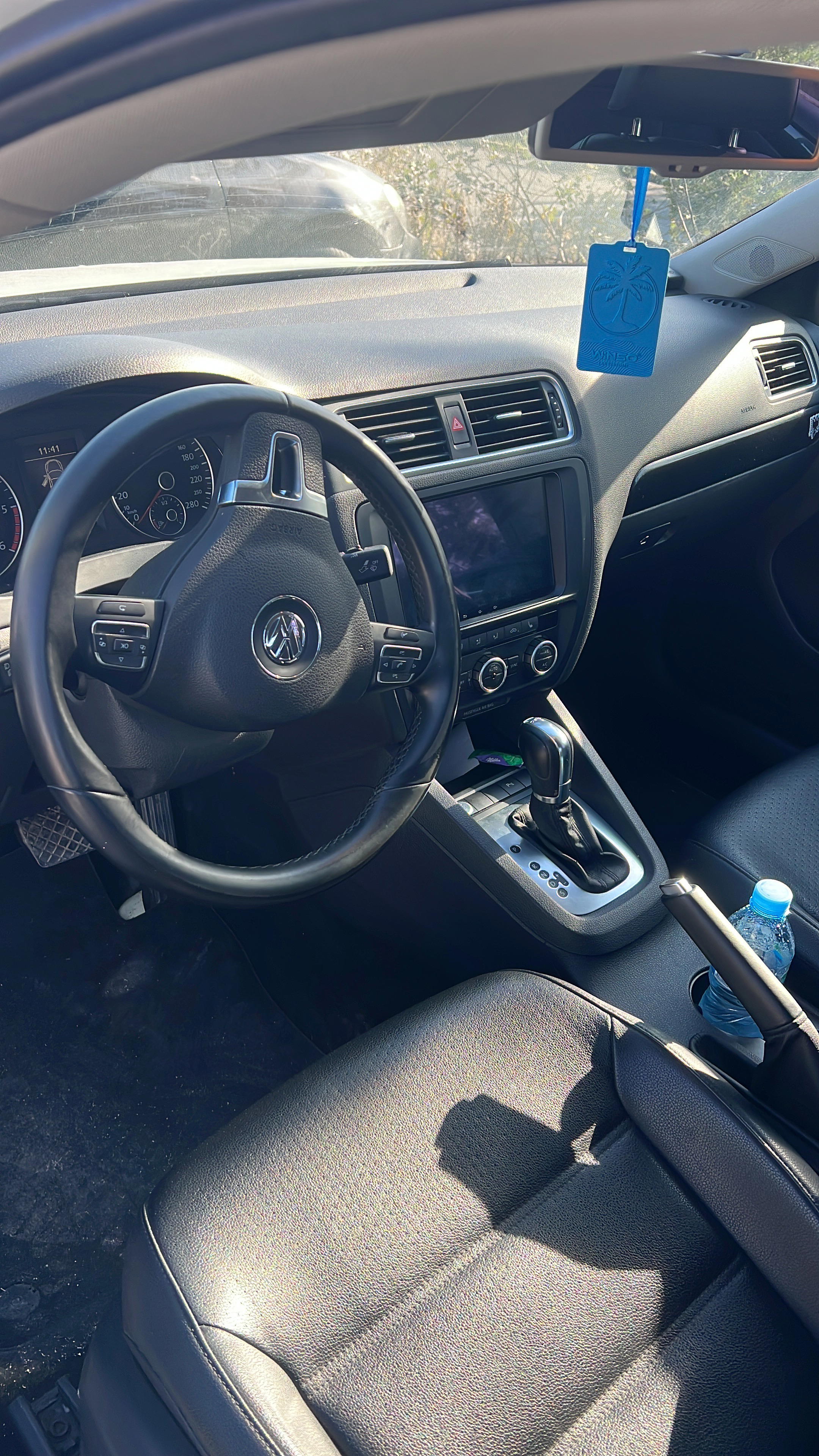 Volkswagen Jetta - photo 3