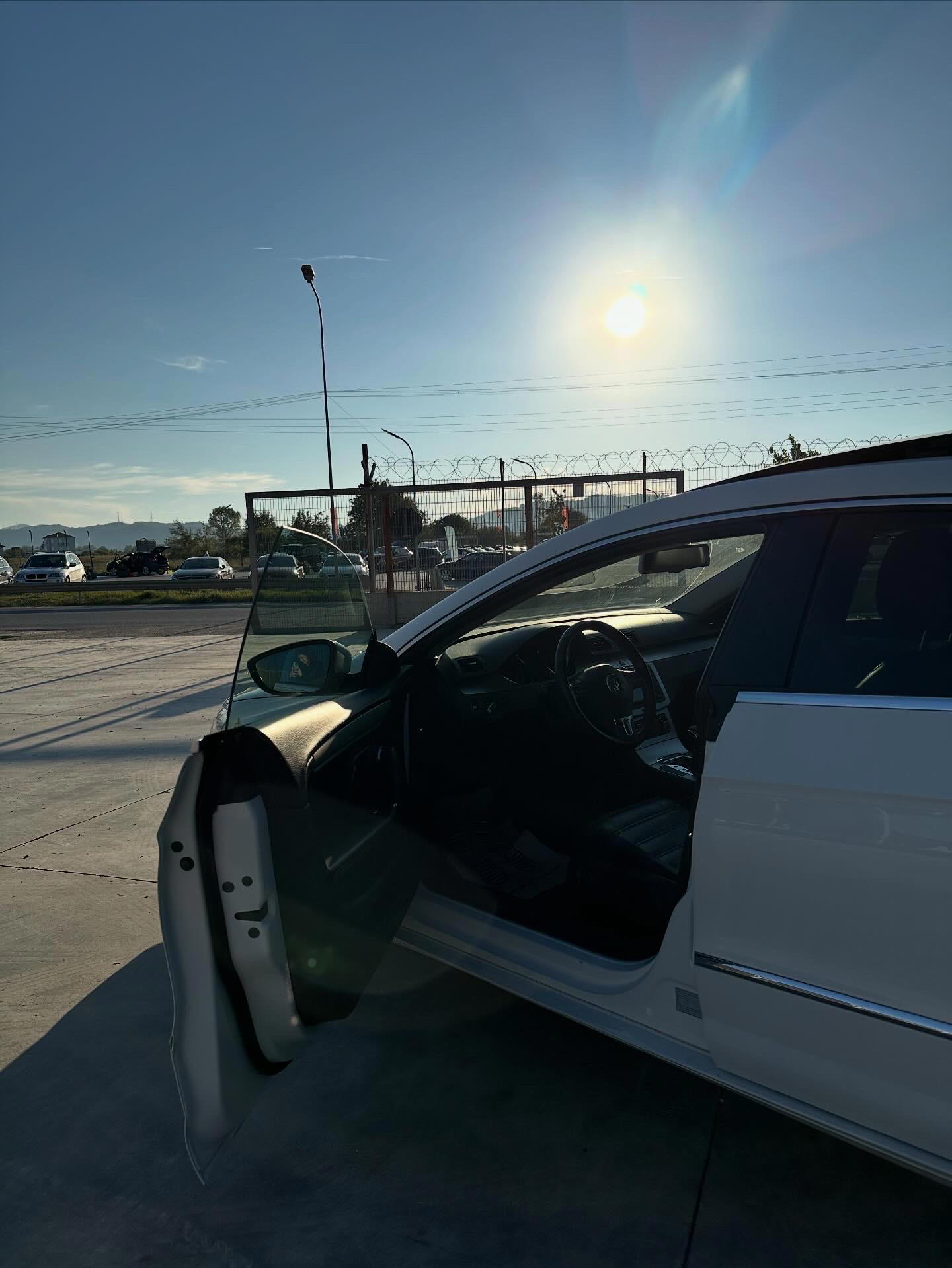 Volkswagen CC - photo 3
