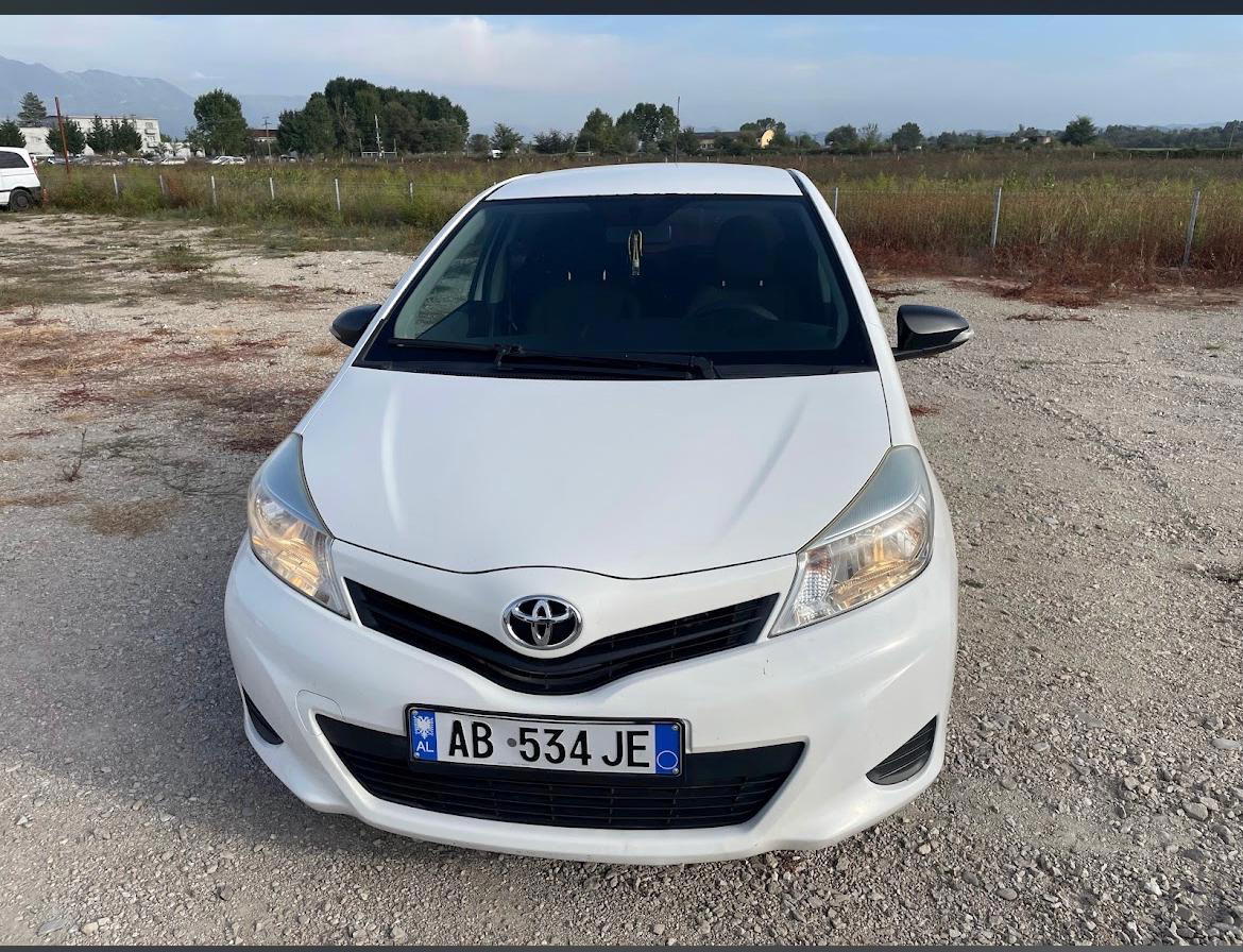 Toyota Yaris - photo 3