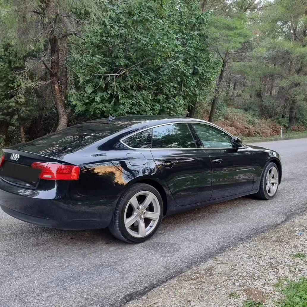 Audi A5 Sport - side view