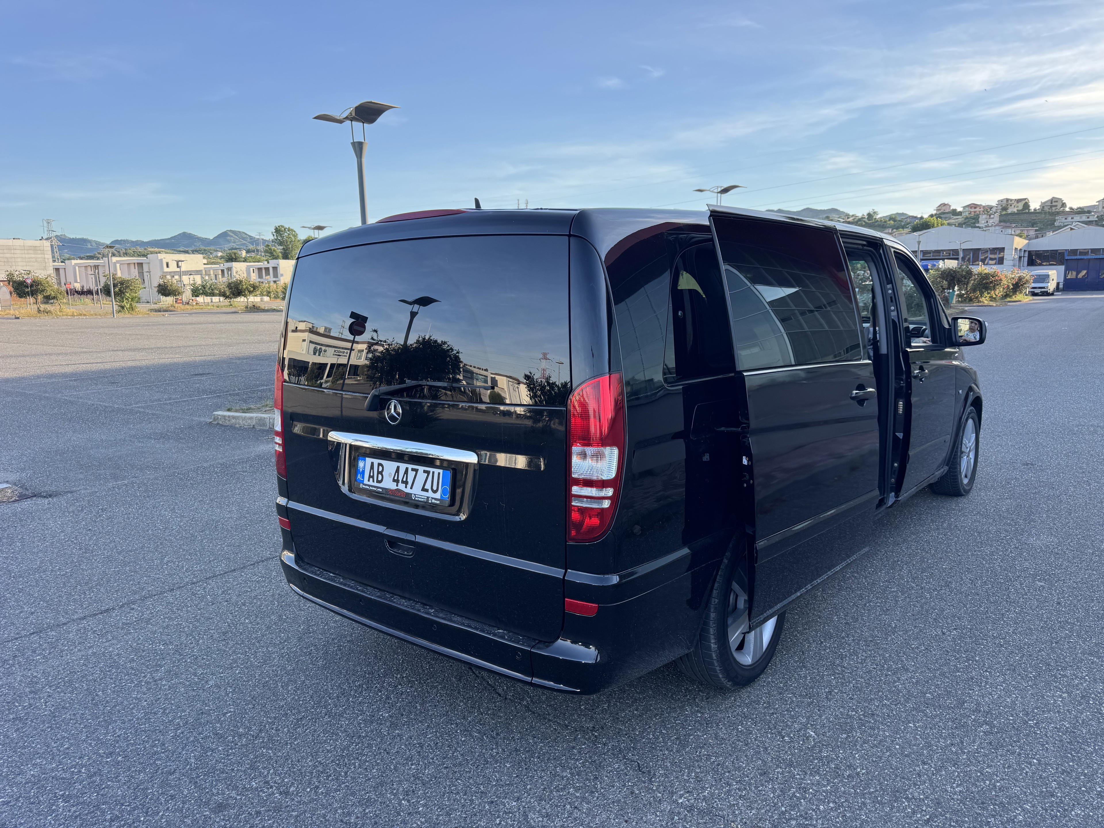 Mercedes-Benz Viano - photo 3