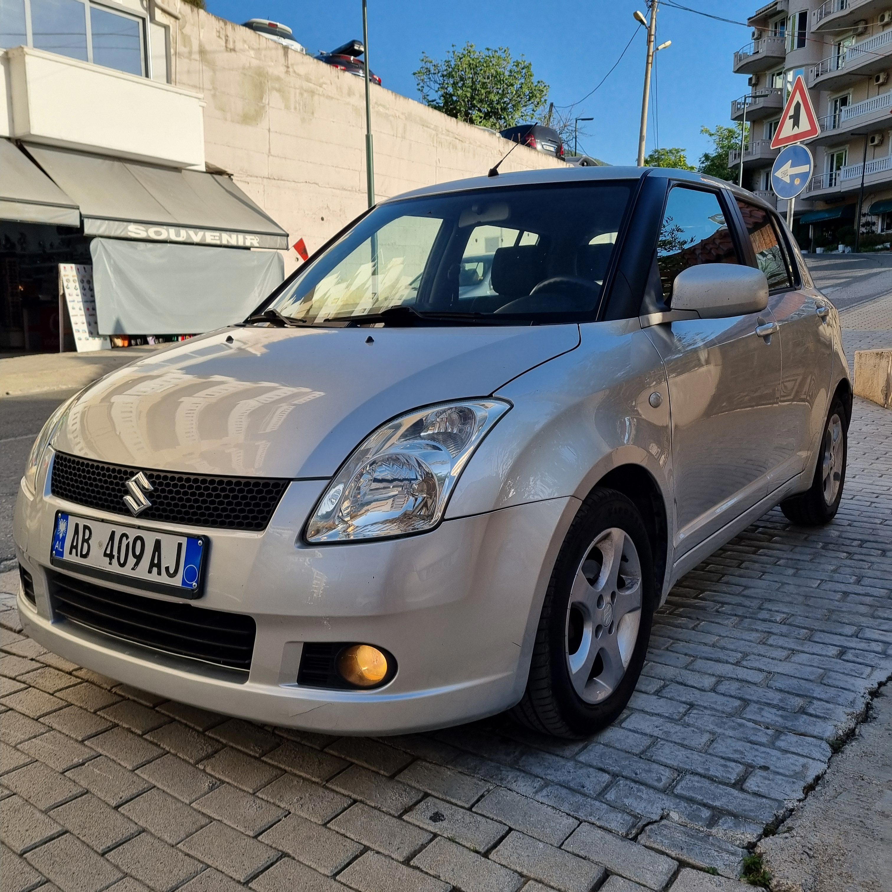 Suzuki Swift - photo 4