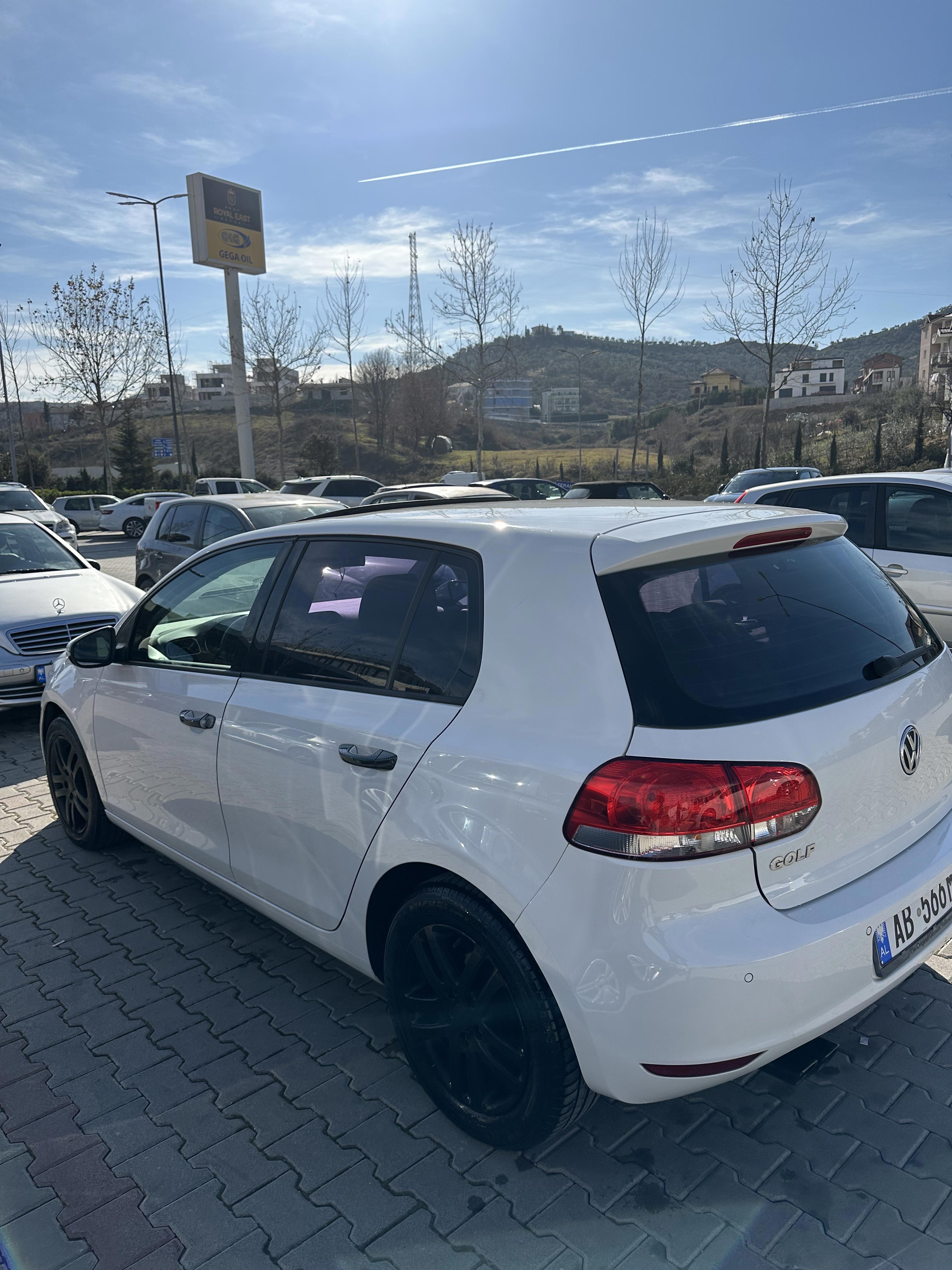 Volkswagen Golf - photo 4