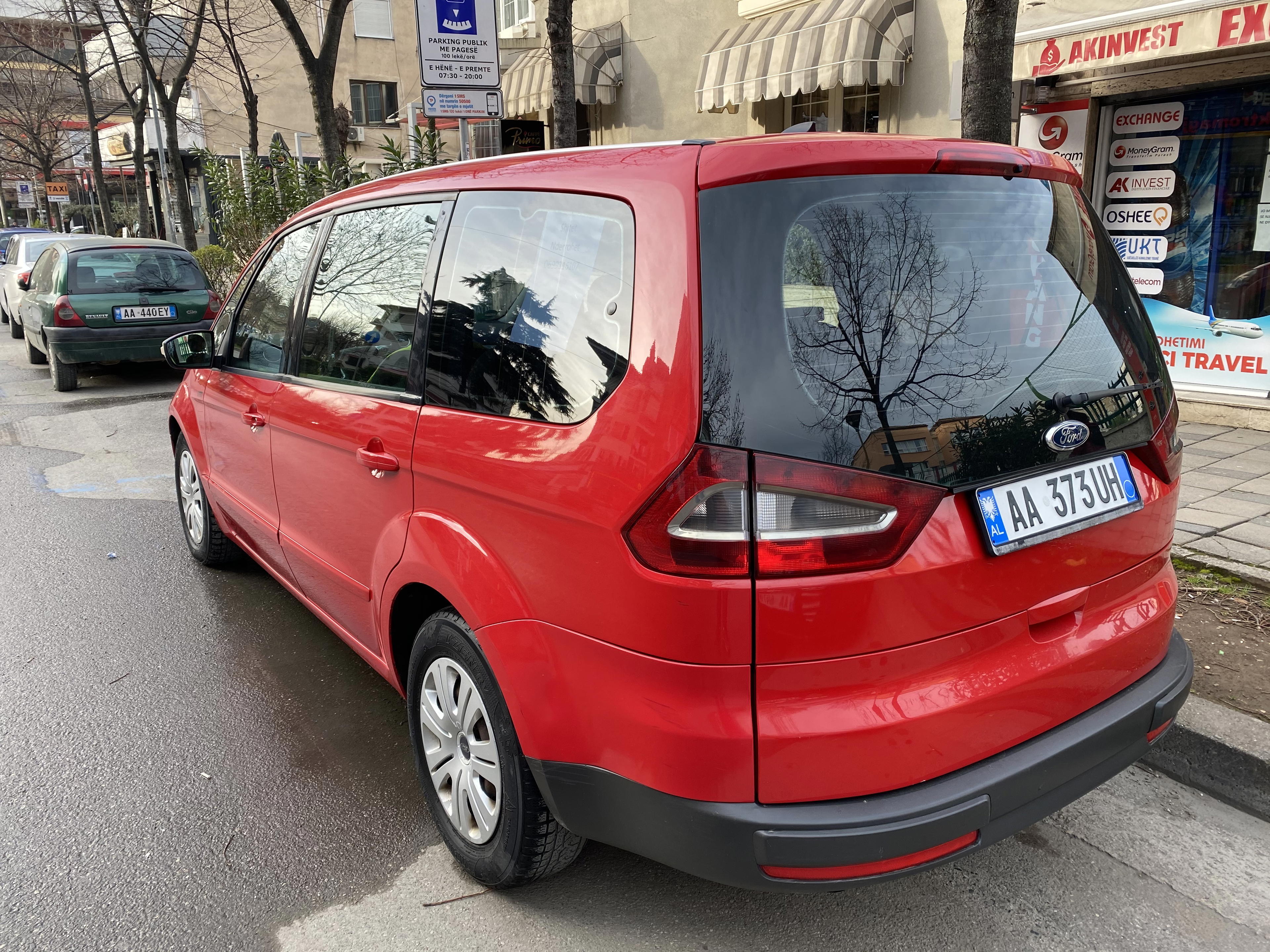 Ford Transit 150 Van - photo 4