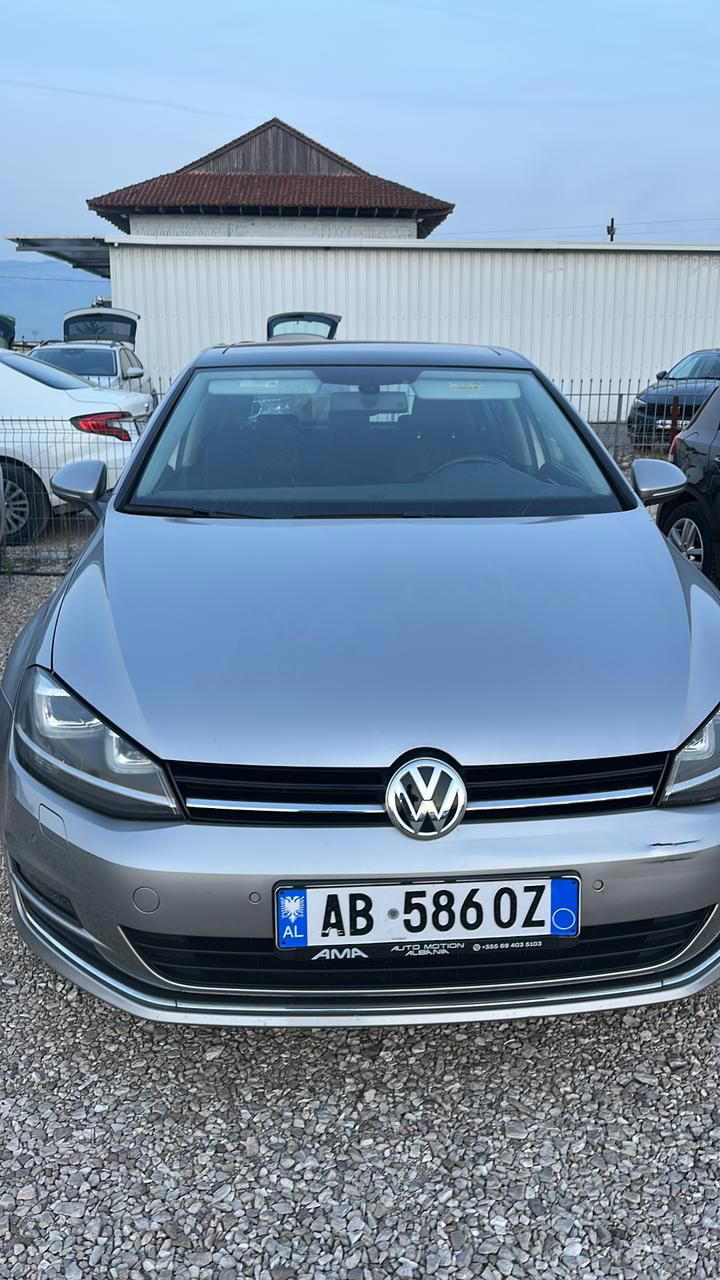 Volkswagen Golf GTI - main photo