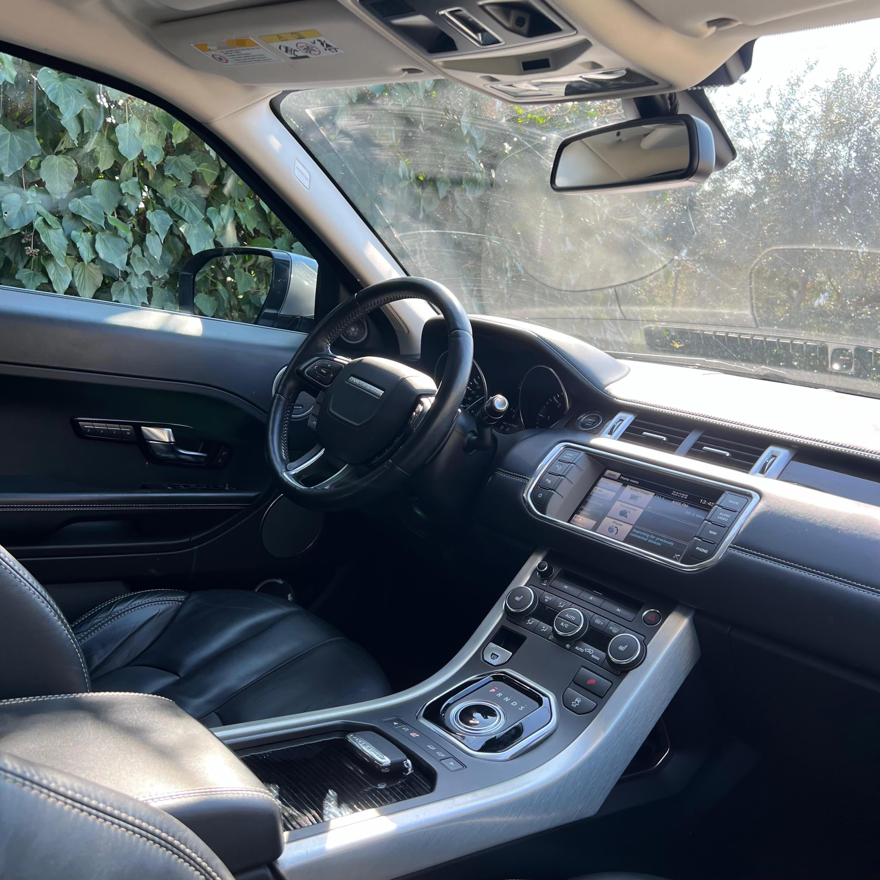 Land Rover Range Rover Evoque - photo 4