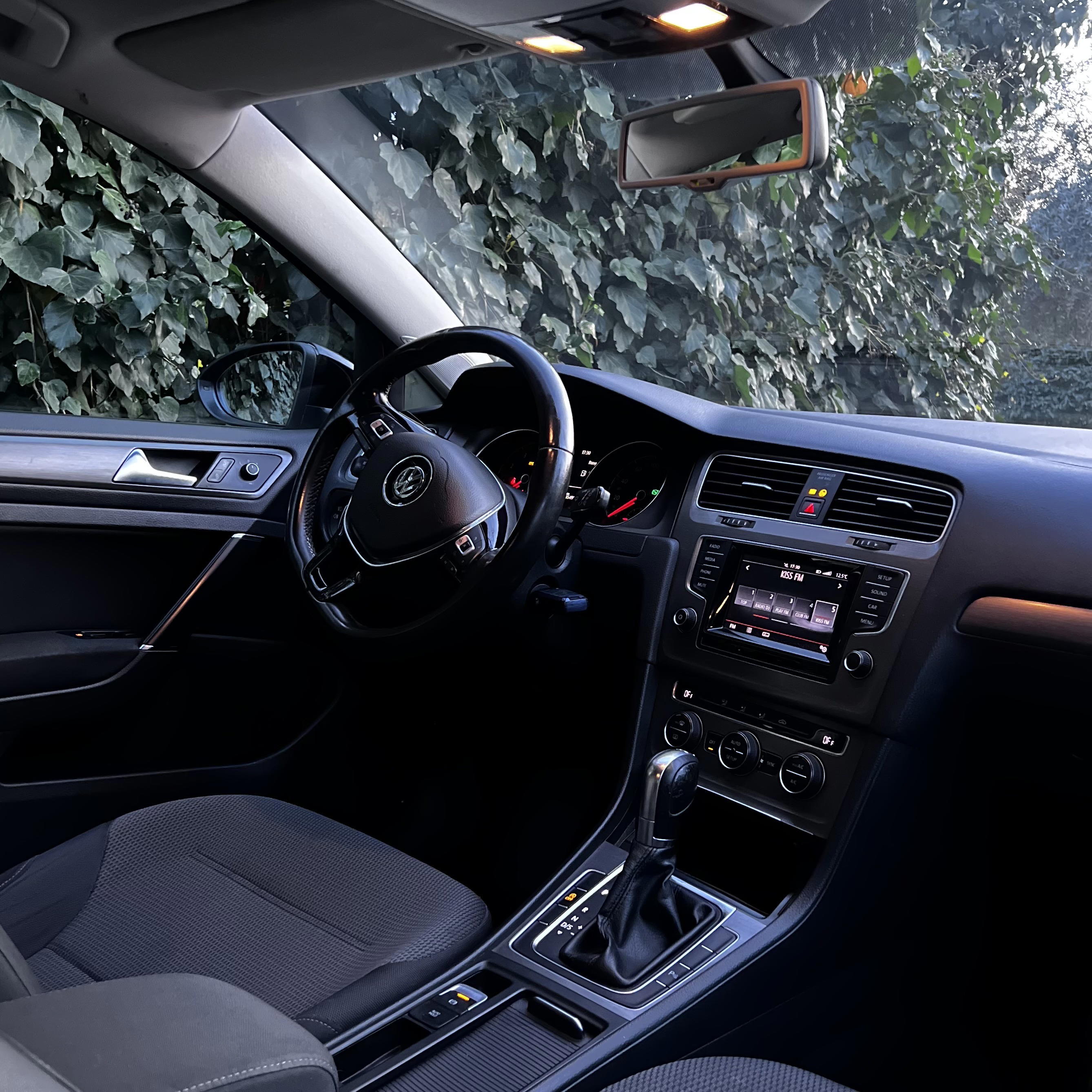 Volkswagen Golf - photo 4