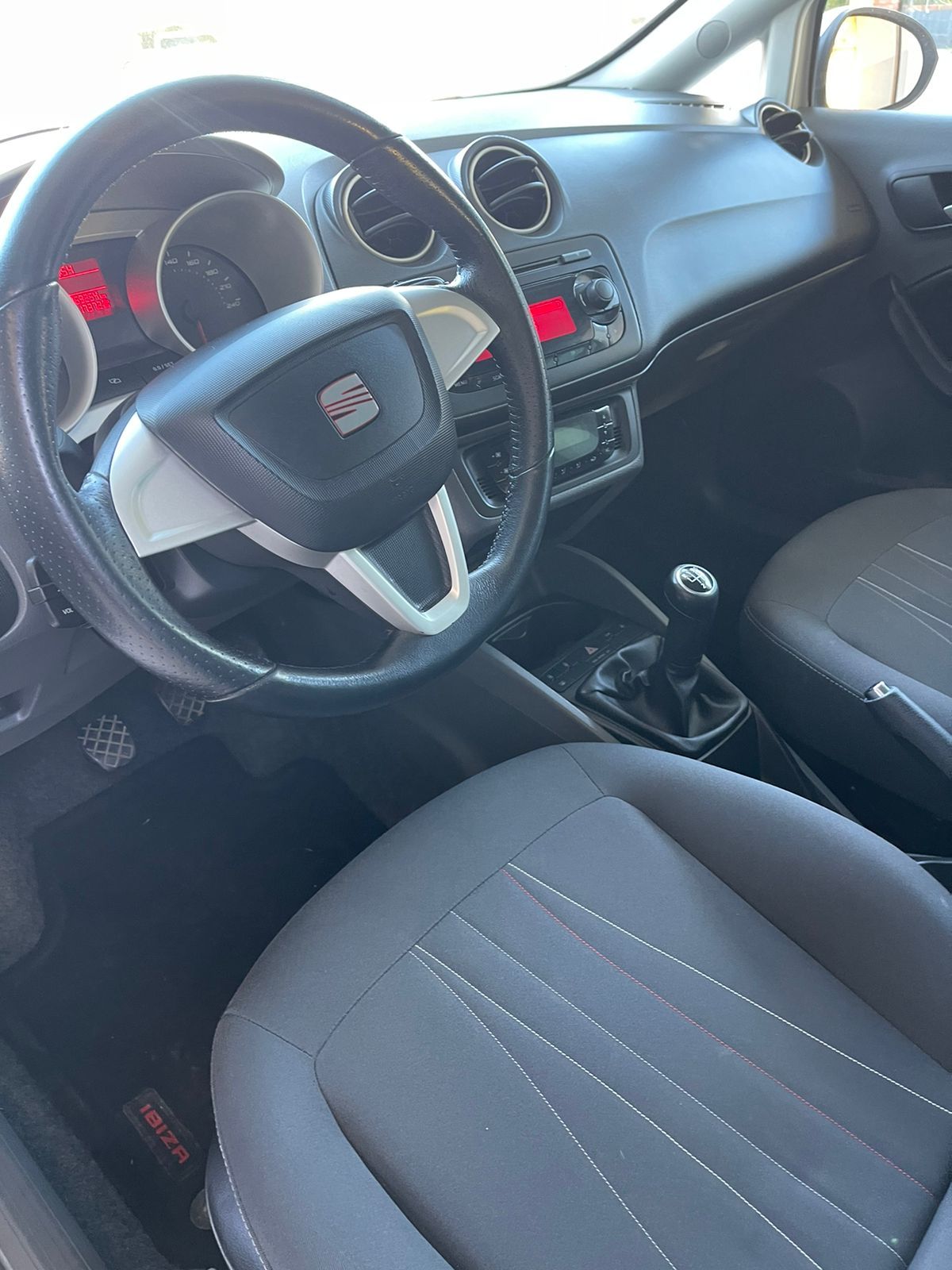 Seat Ibiza - photo 4