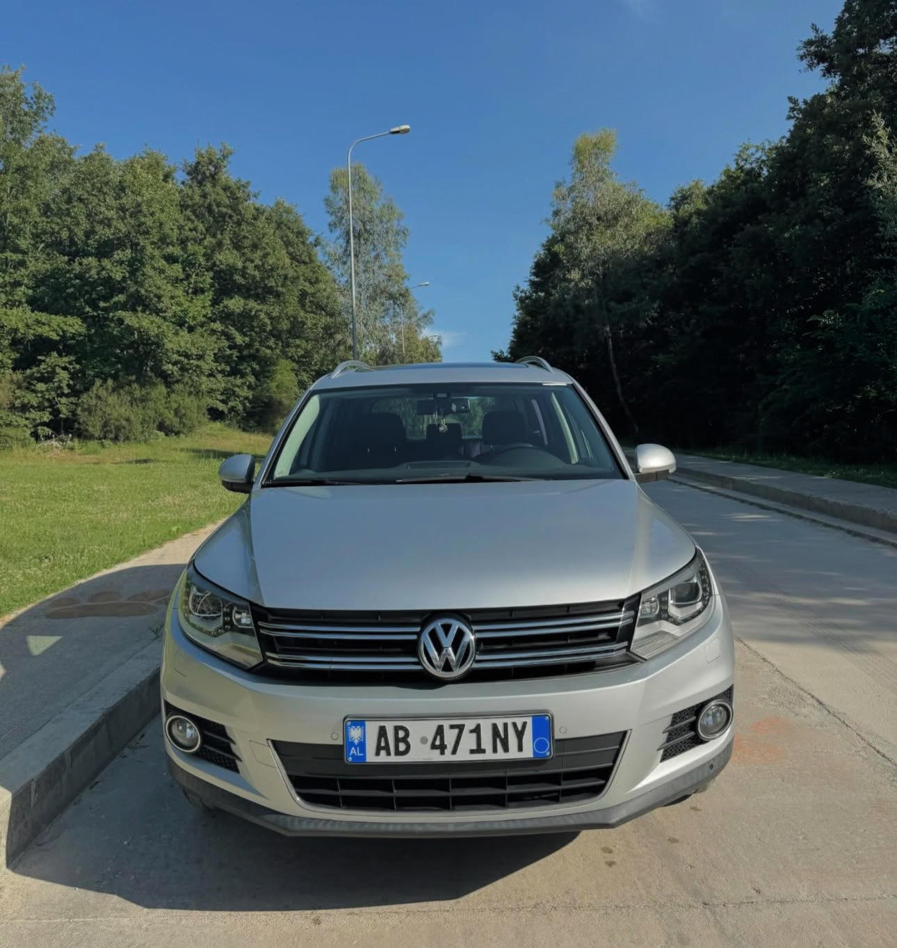 Volkswagen Tiguan Limited for rent