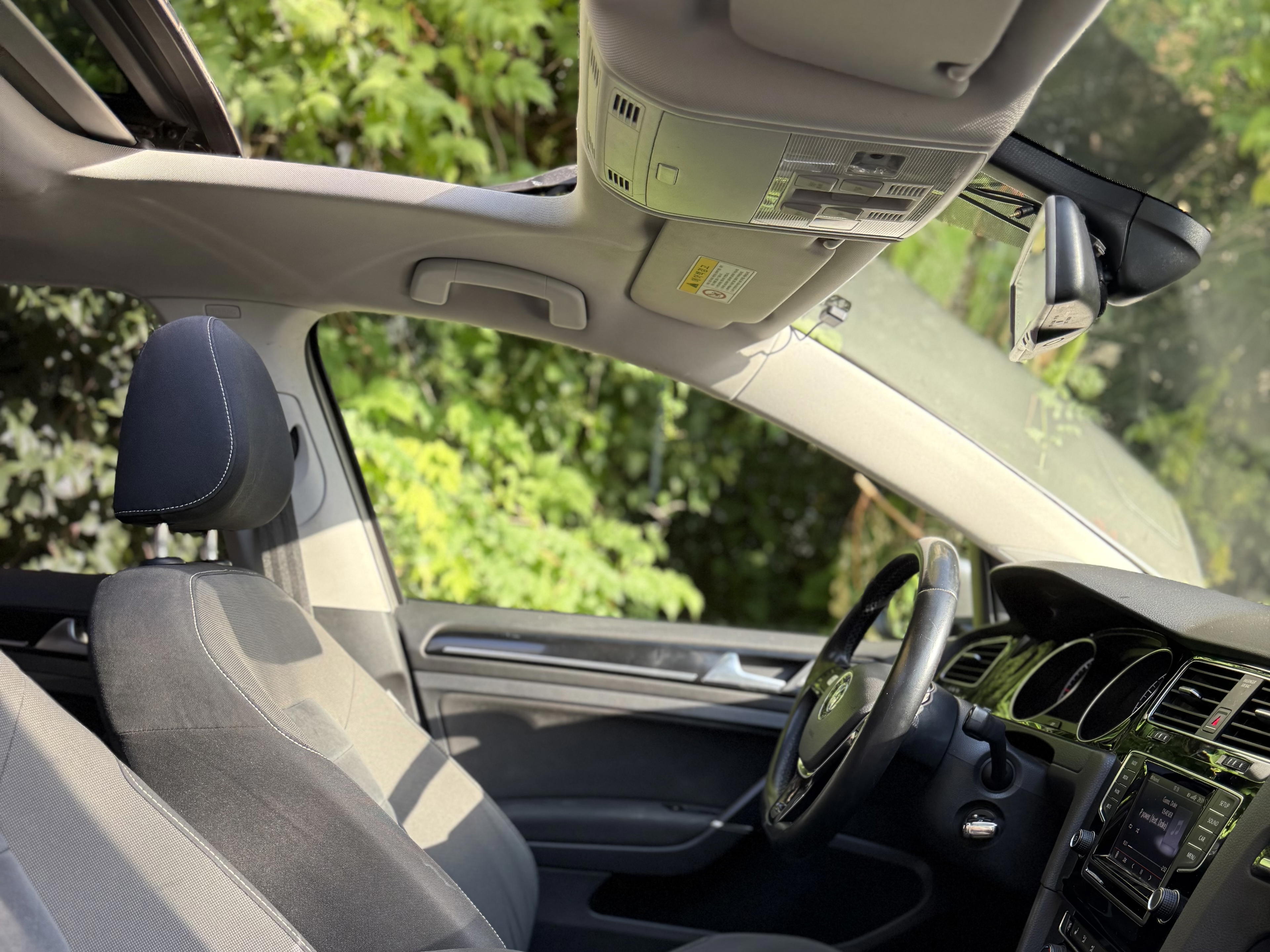 Volkswagen Golf - photo 4