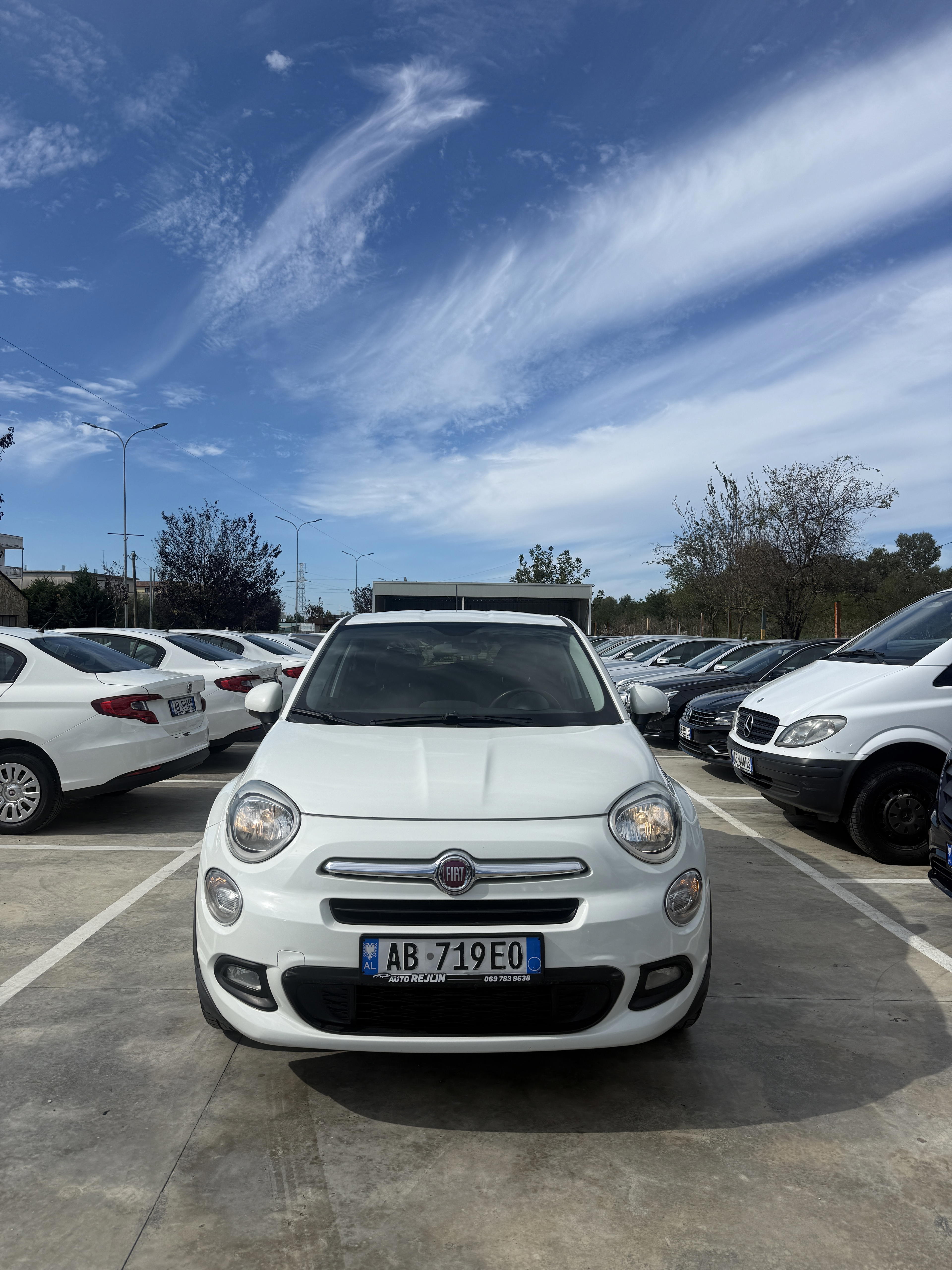 FIAT 500X RentX Albania