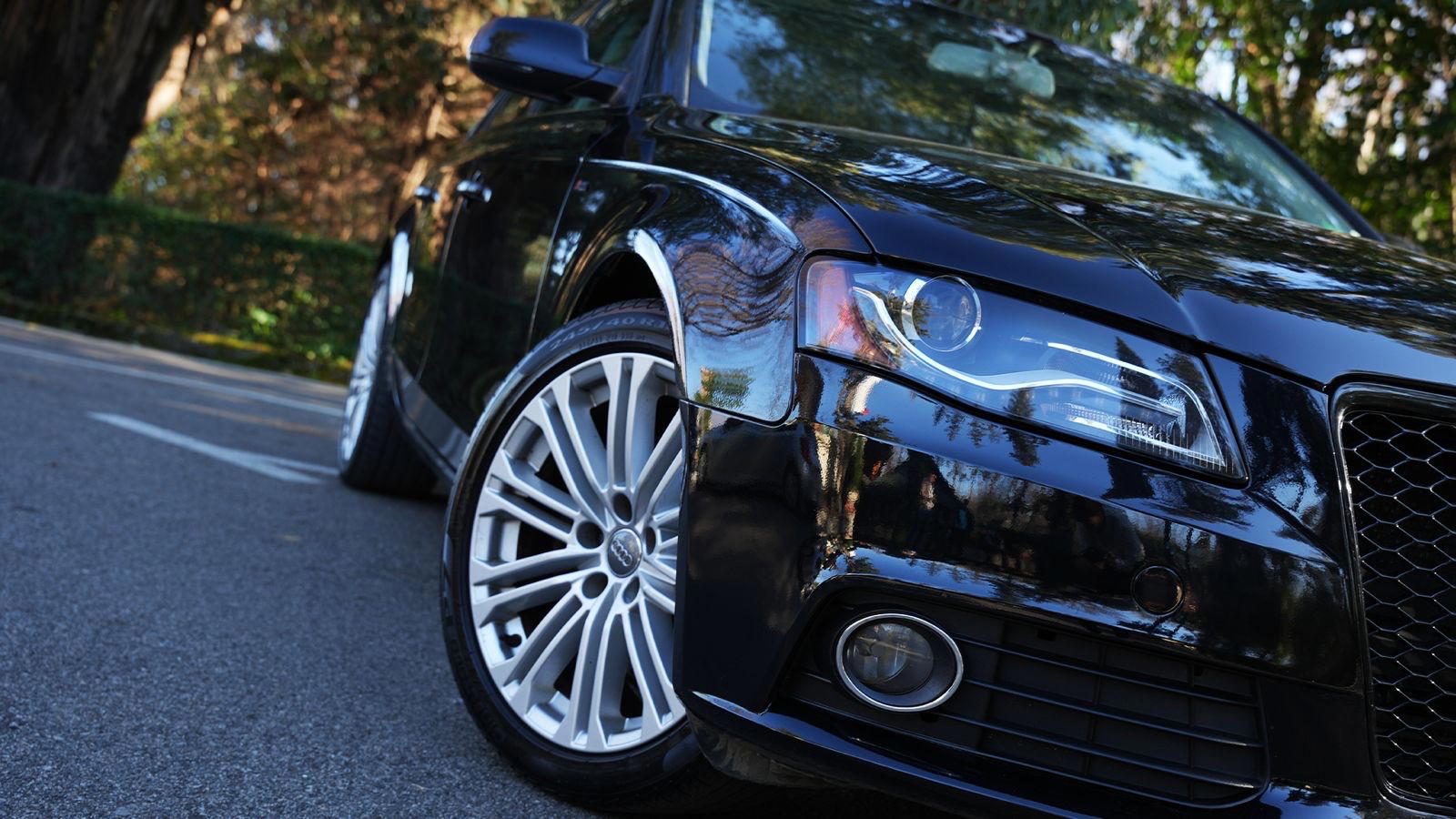 Audi A4 - side view