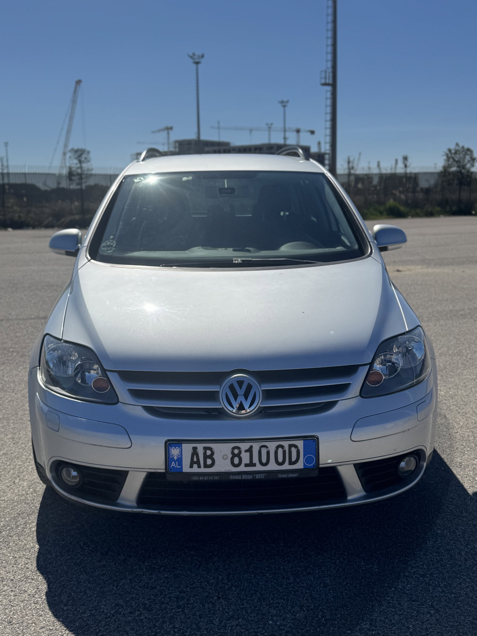 Volkswagen Golf Plus RentX Albania