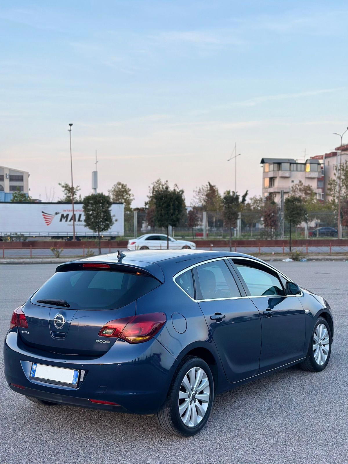 Opel Astra - photo 4