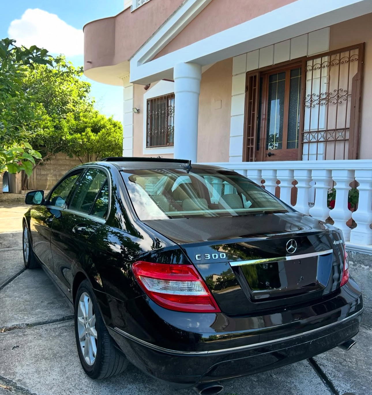 Mercedes-Benz C-Class - main photo