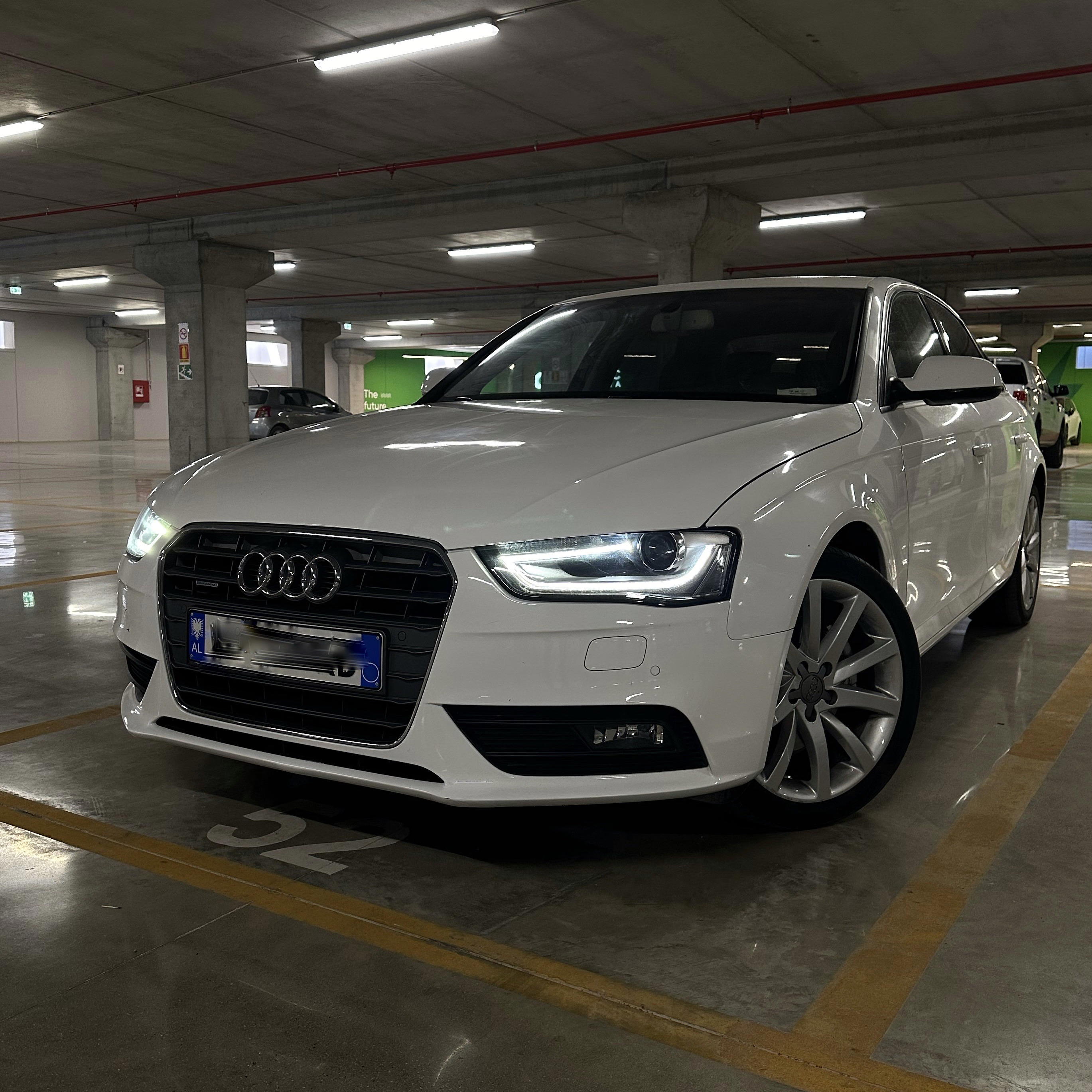 Audi A4 - main photo