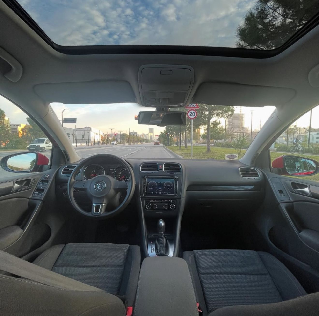 Volkswagen Golf - photo 4