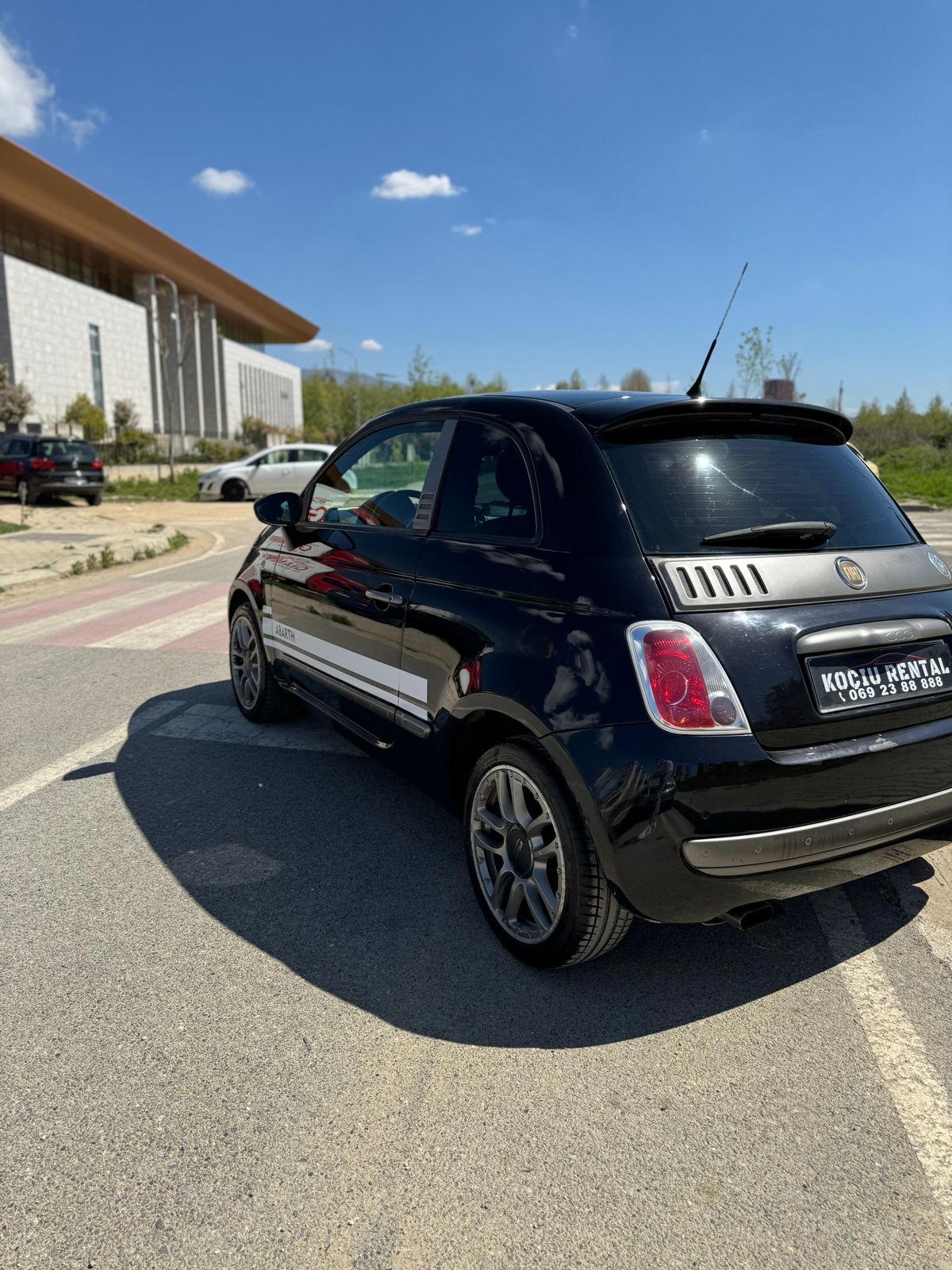 FIAT 500 - side view