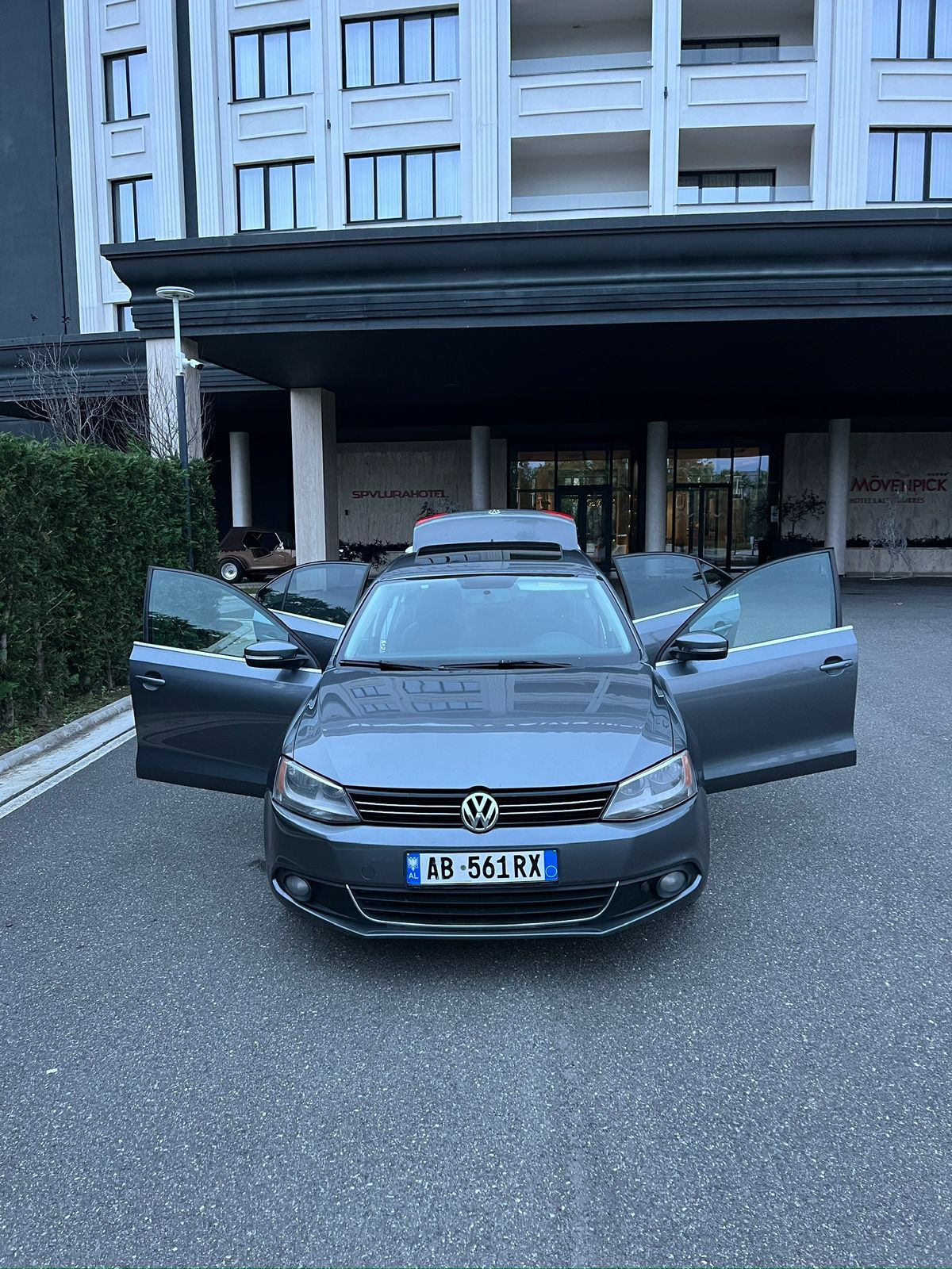 Volkswagen Jetta RentX Albania