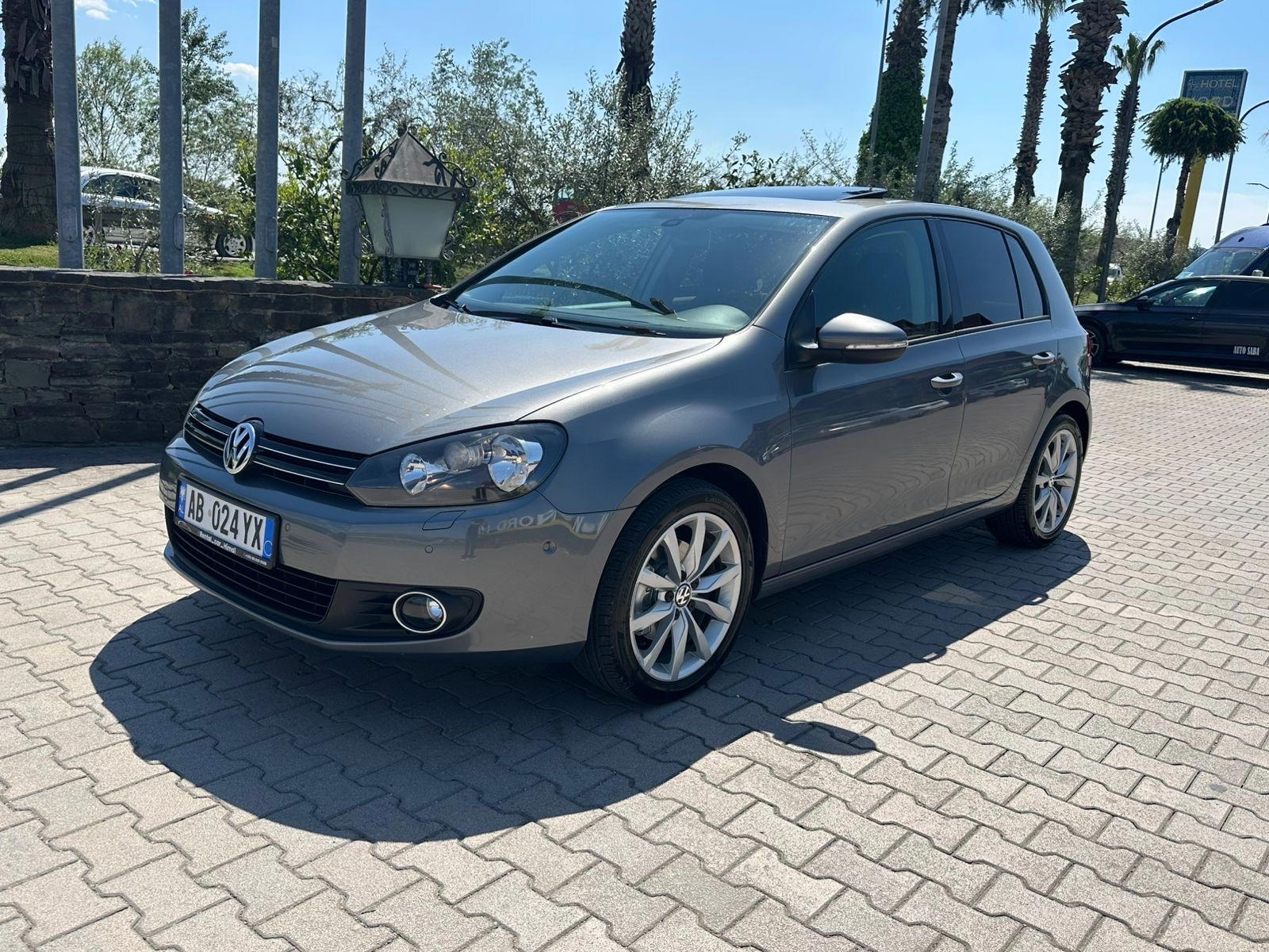 Volkswagen Golf RentX Albania