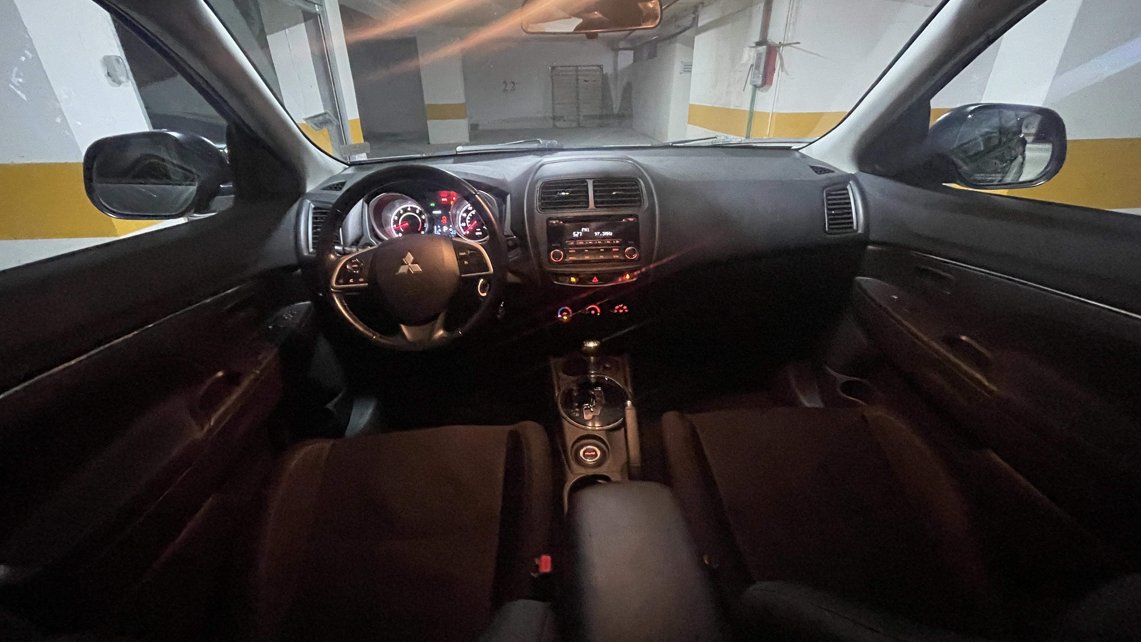 Mitsubishi Outlander - photo 4