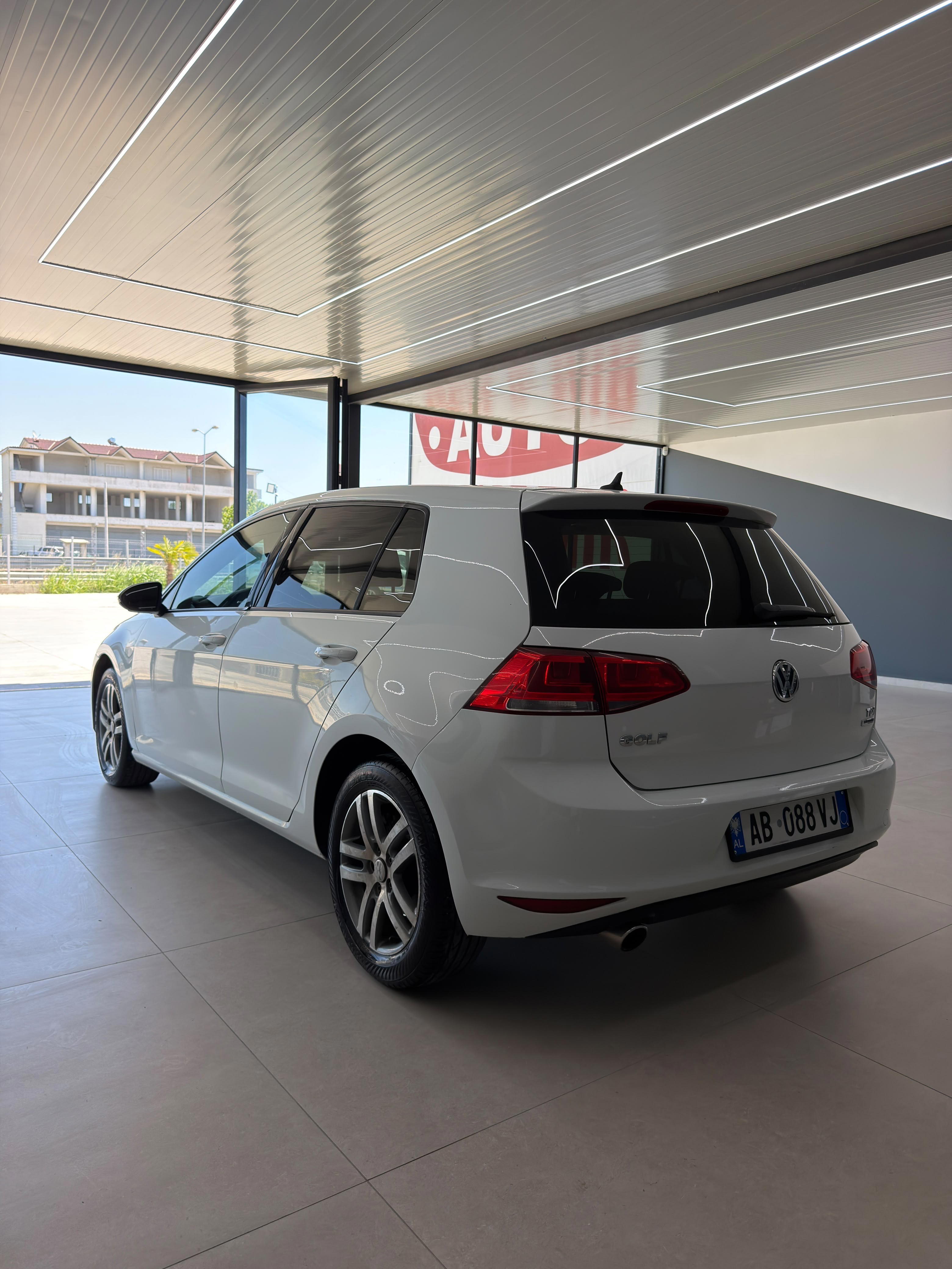 Volkswagen Golf - photo 3