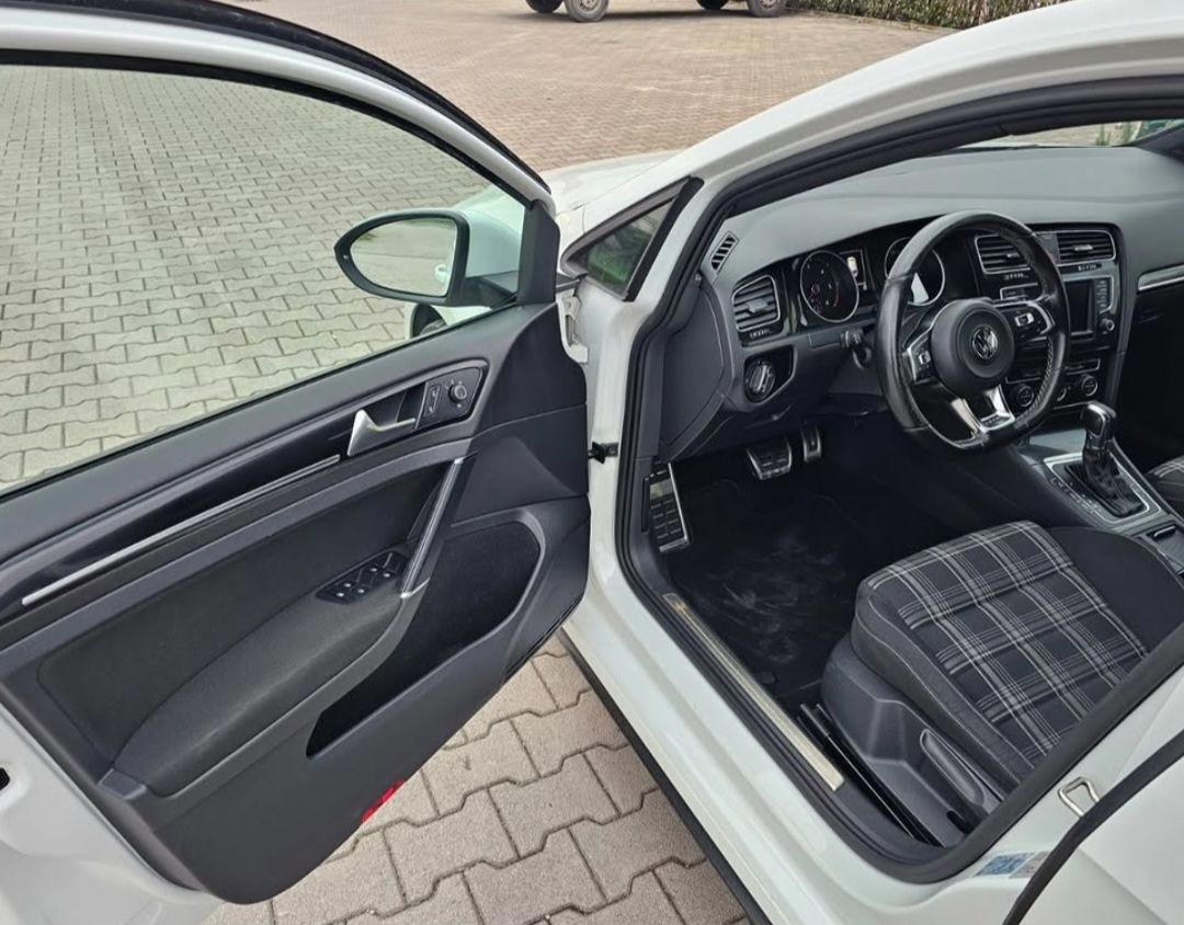 Volkswagen Golf GTD - photo 4