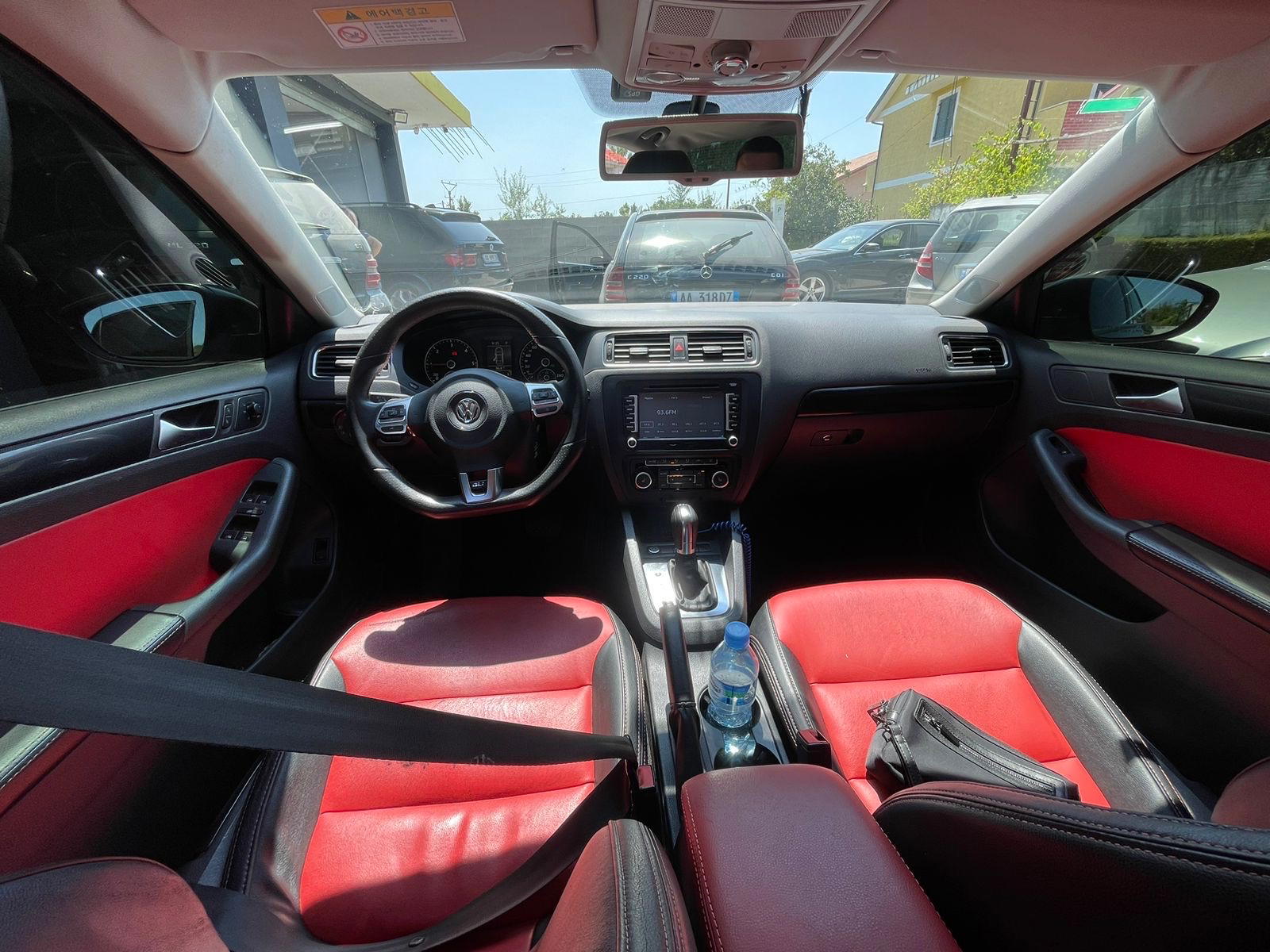 Volkswagen Jetta - photo 4