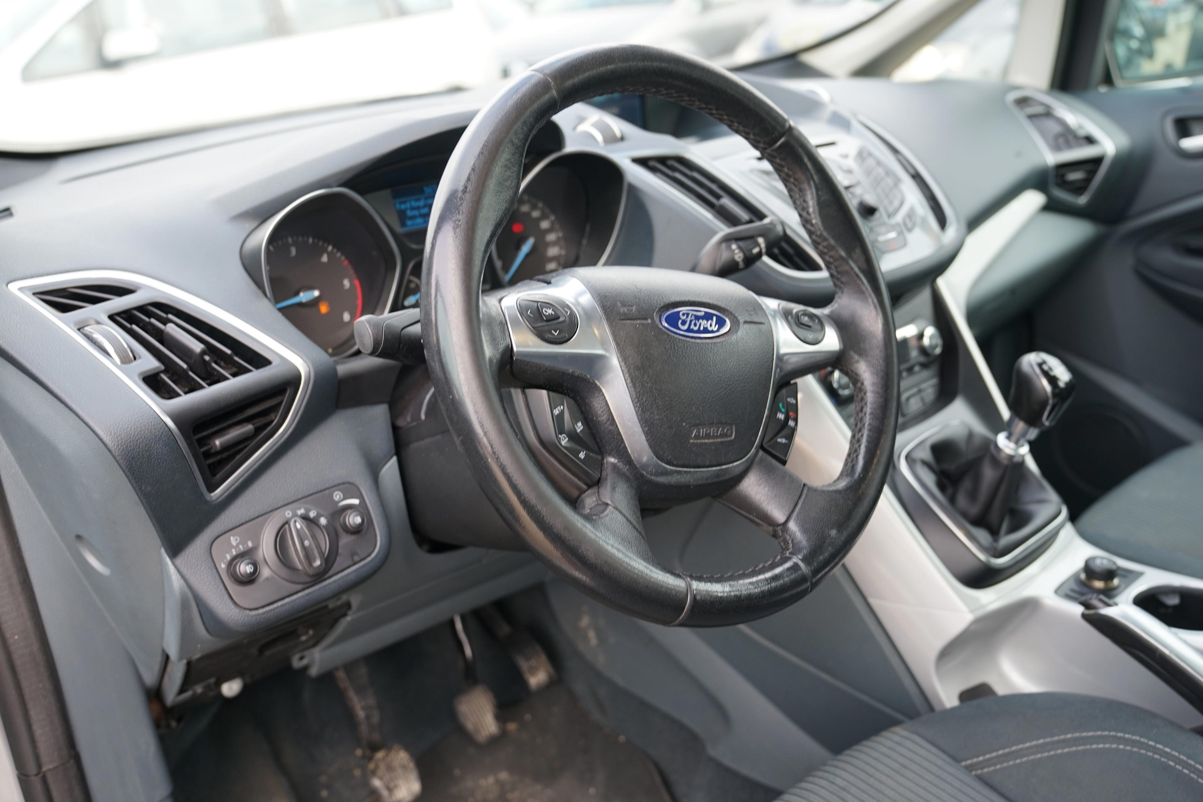Ford C-MAX Energi - photo 4