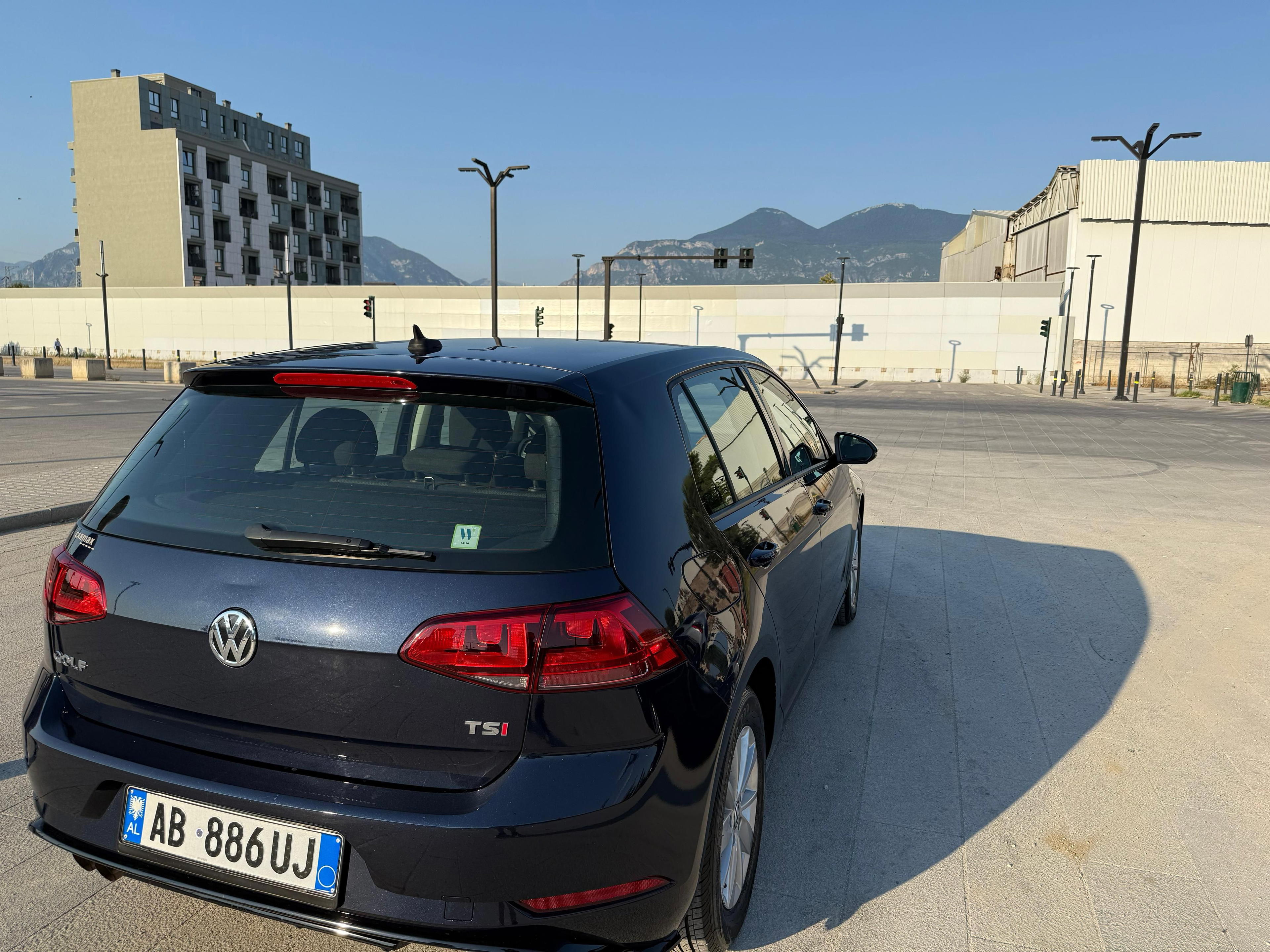 Volkswagen Golf - photo 4
