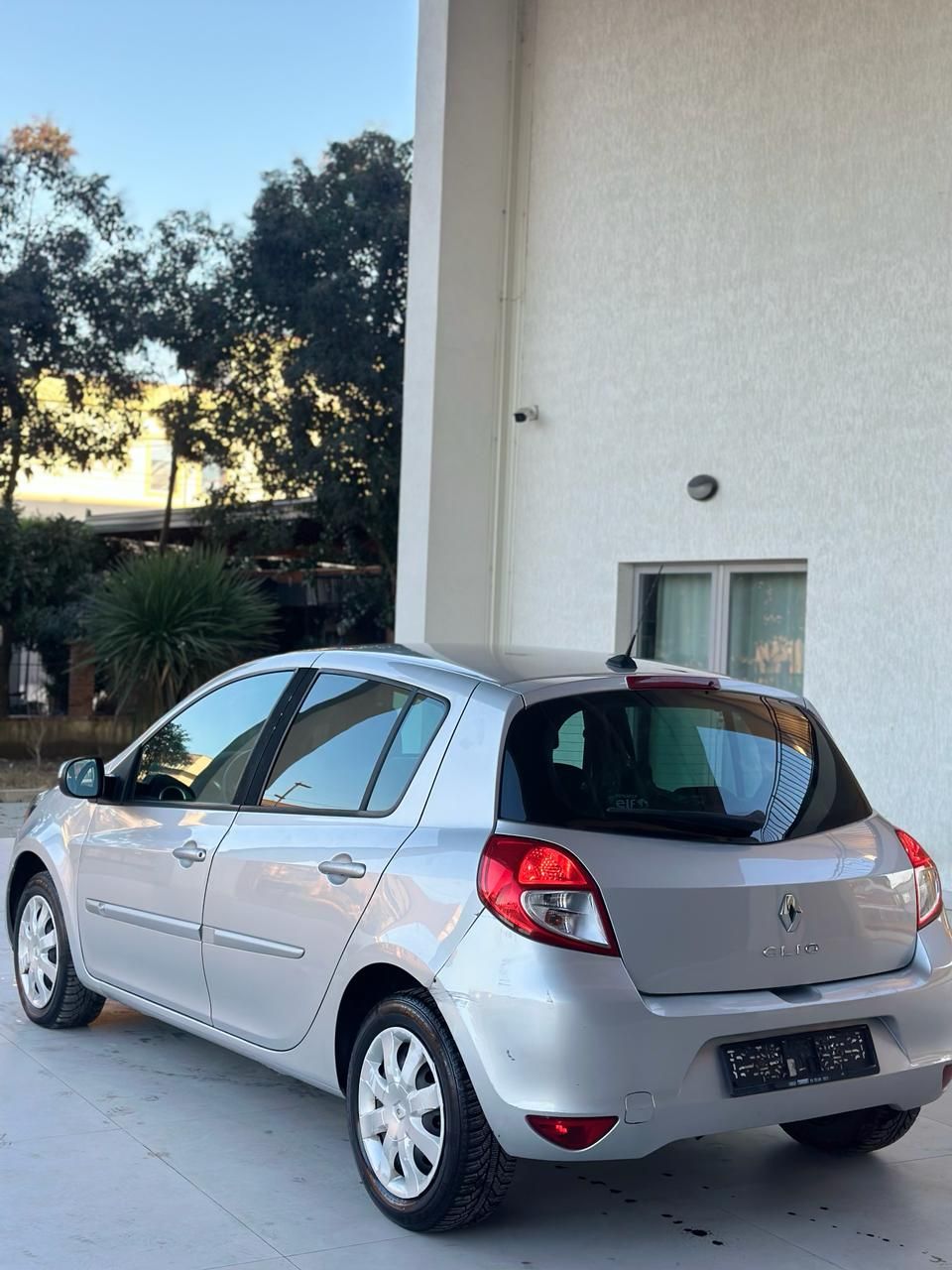 Renault Clio - photo 3