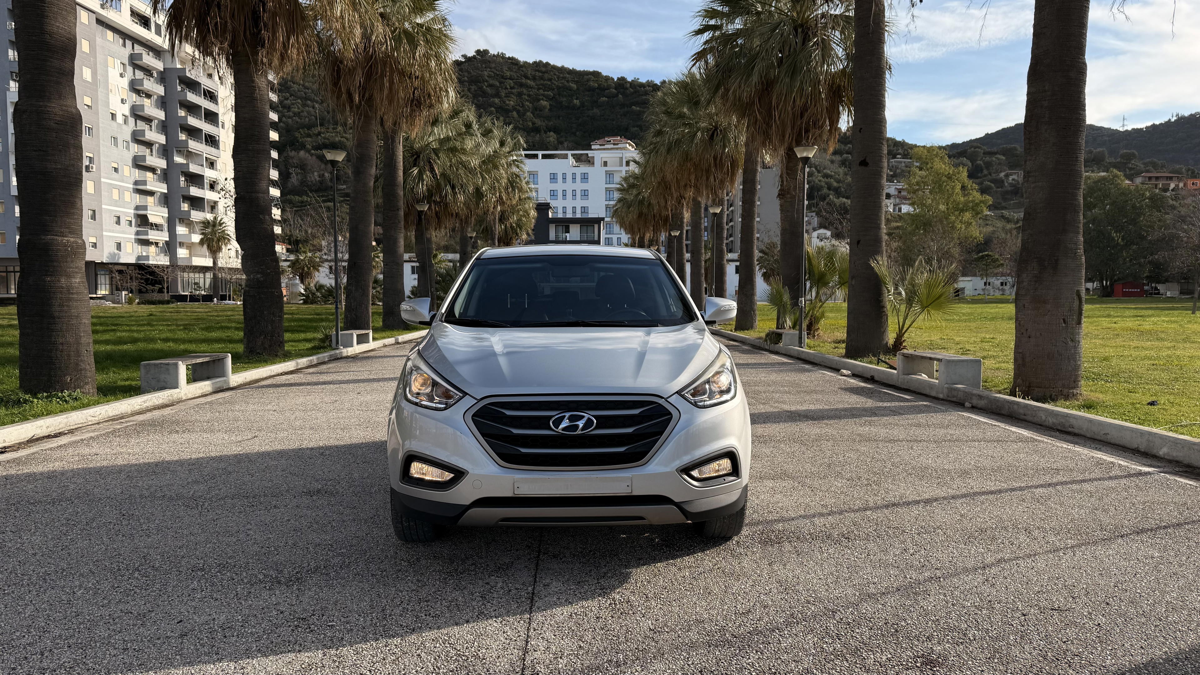 Hyundai Tucson - main photo